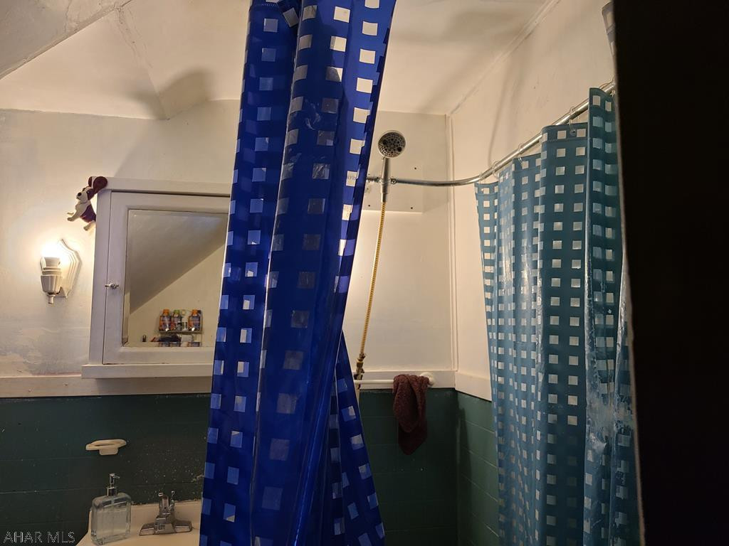 Unknown - Residential Income