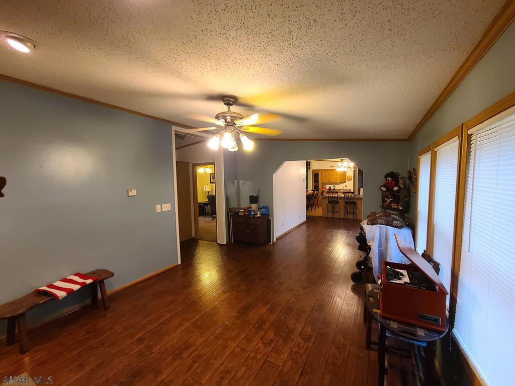 Glendale Yearound - Residential