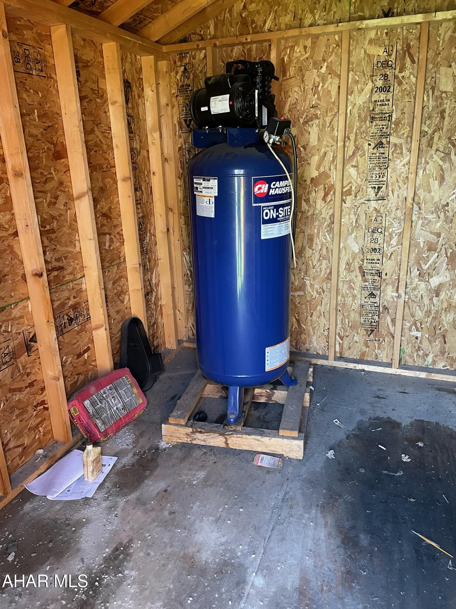 East End - Commercial Sale