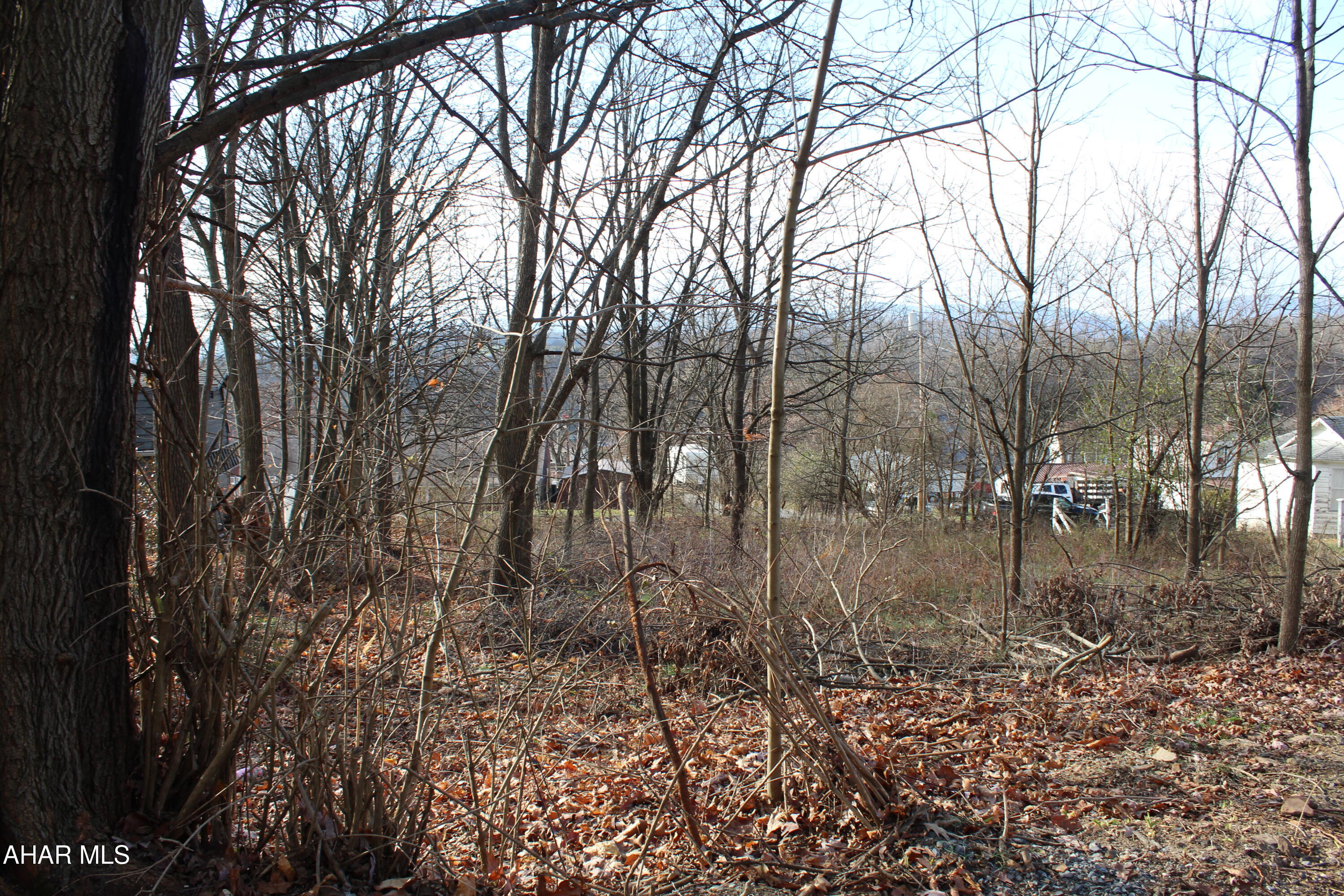 Lakemont - Commercial Sale