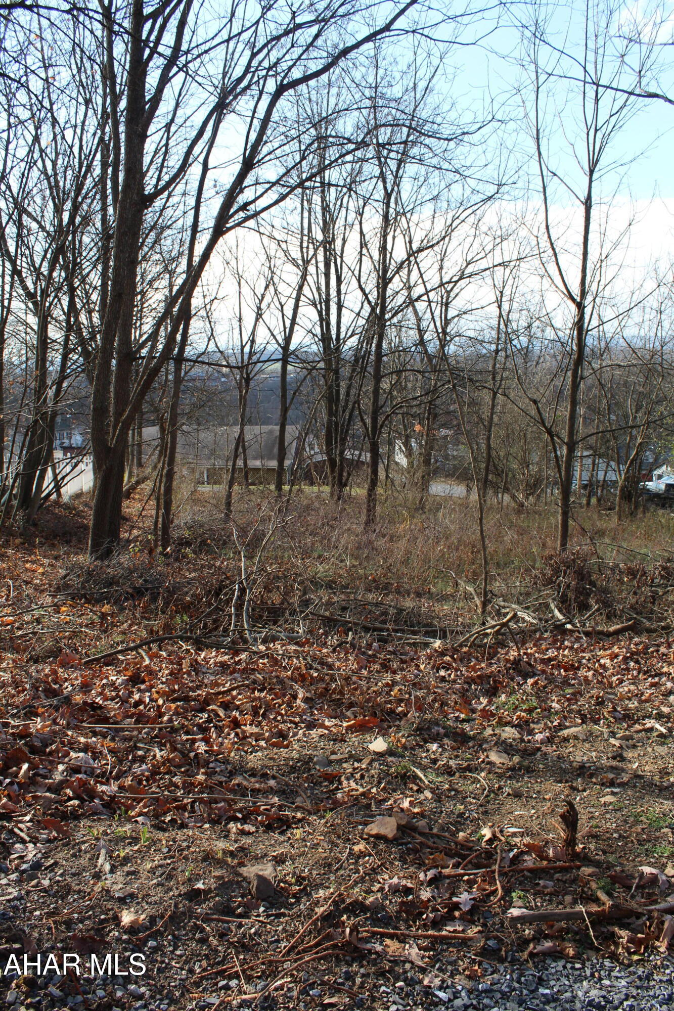 Lakemont - Commercial Sale