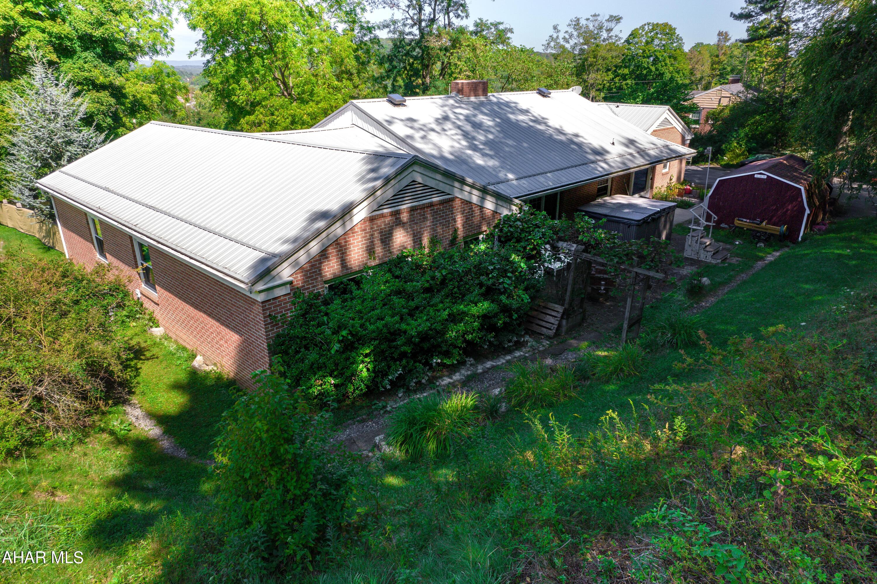 Meadowbrook Terrace - Residential