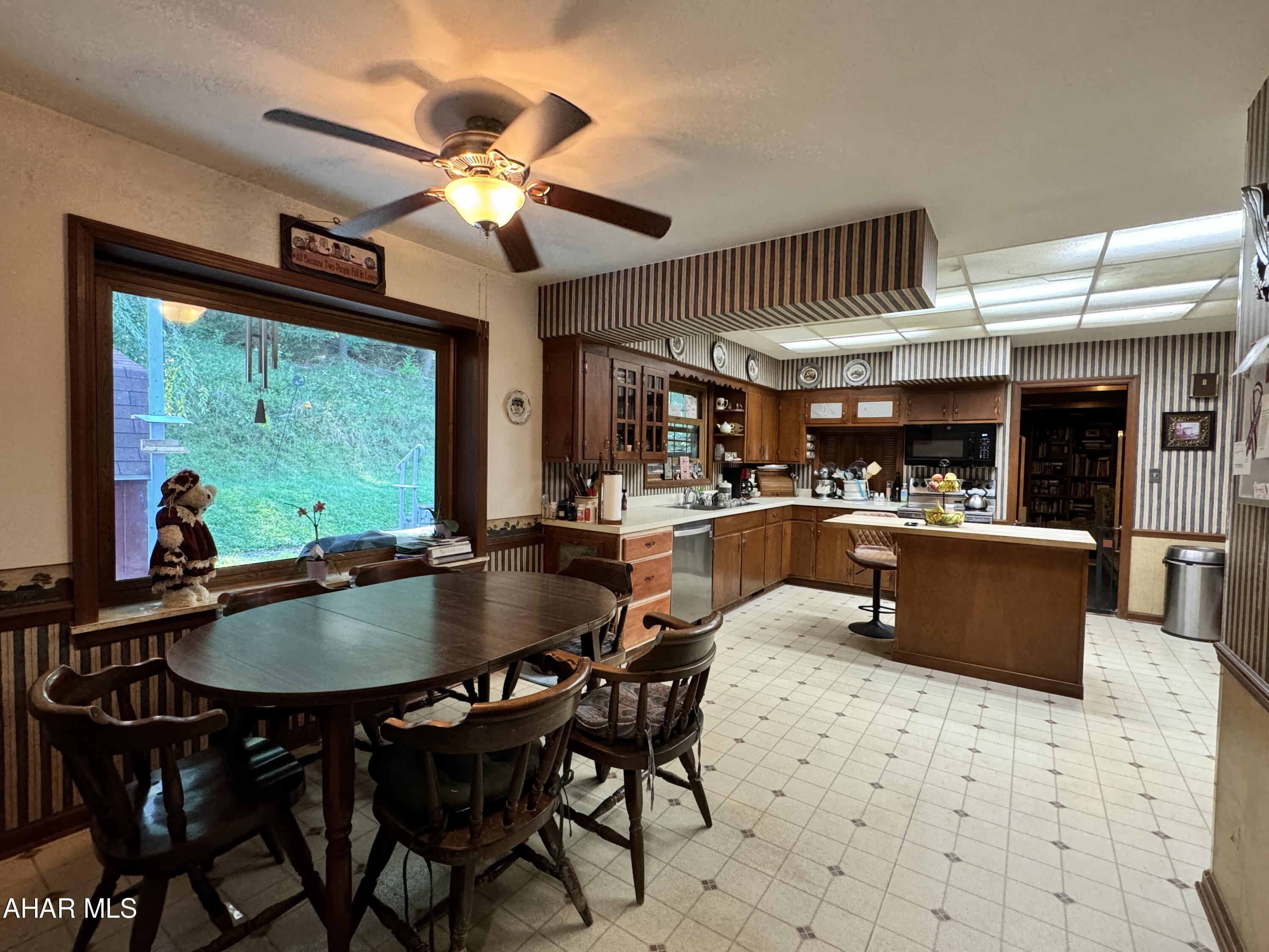 Meadowbrook Terrace - Residential