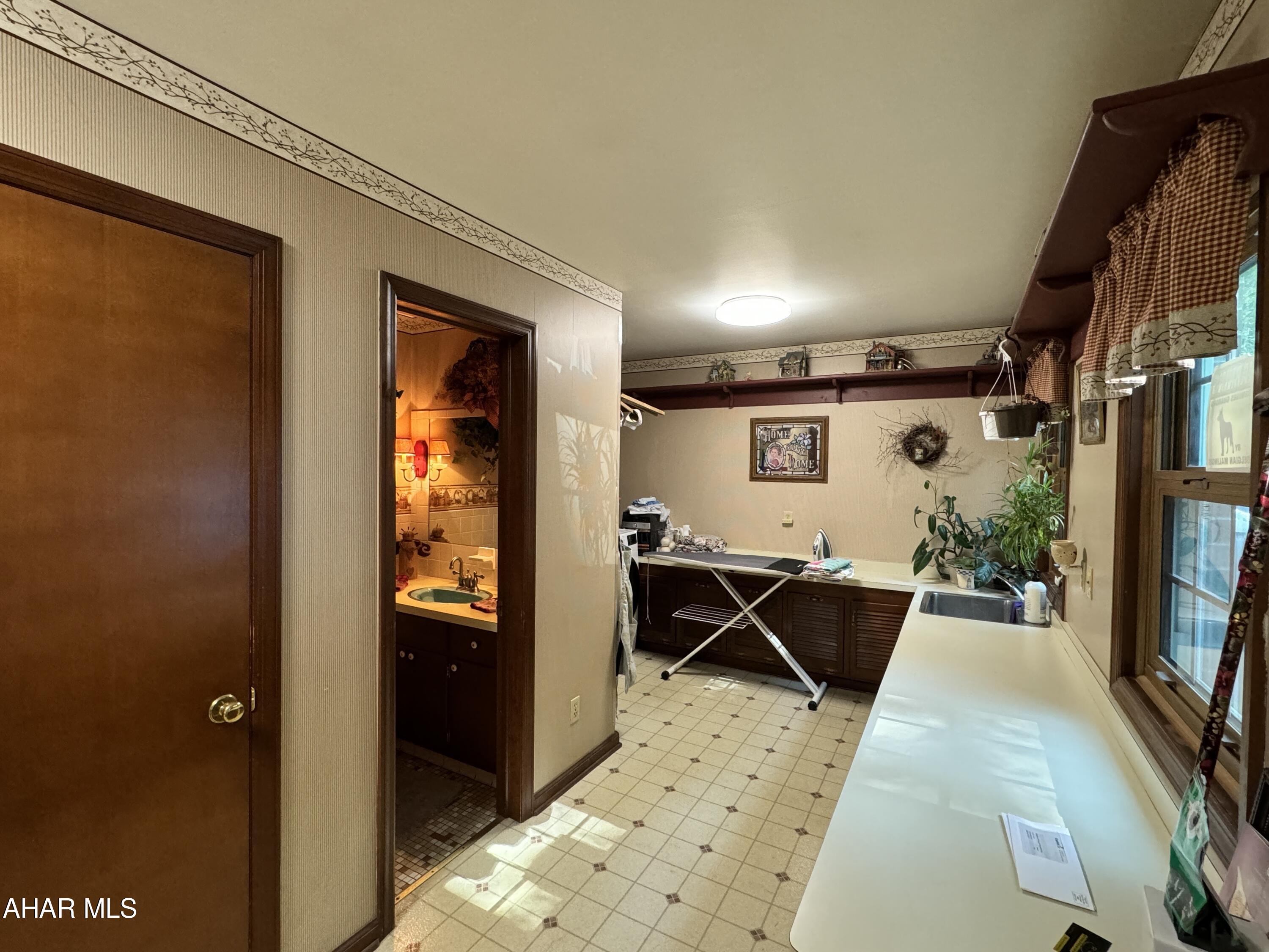 Meadowbrook Terrace - Residential