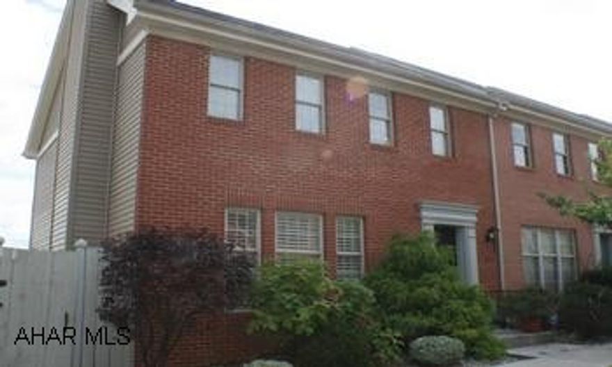 Custom built corner unit with additional 4 ft width and depth.  Spacious!  With two bedrooms and bath in walkout bsmt, hardwood floors, security system, large kitchen with eating bar open to family room and dining.  Wrap around covered patio, Custom built corner unit with additional 4 ft width and depth.  Spacious!  With two bedrooms and bath in walkout bsmt, hardwood floors, security systim, large kitchen with eating bar open to family room and dining.  Wrap around covered patio, plus full deck across back with great views overlooking beautiful garden and fenced yard.