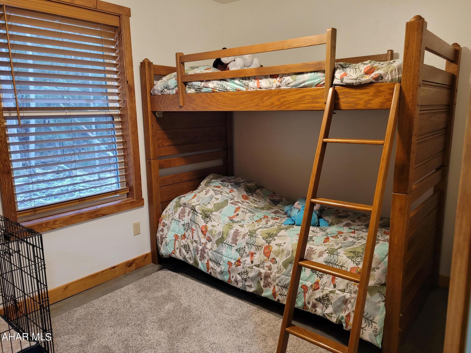 Glendale Yearound - Residential