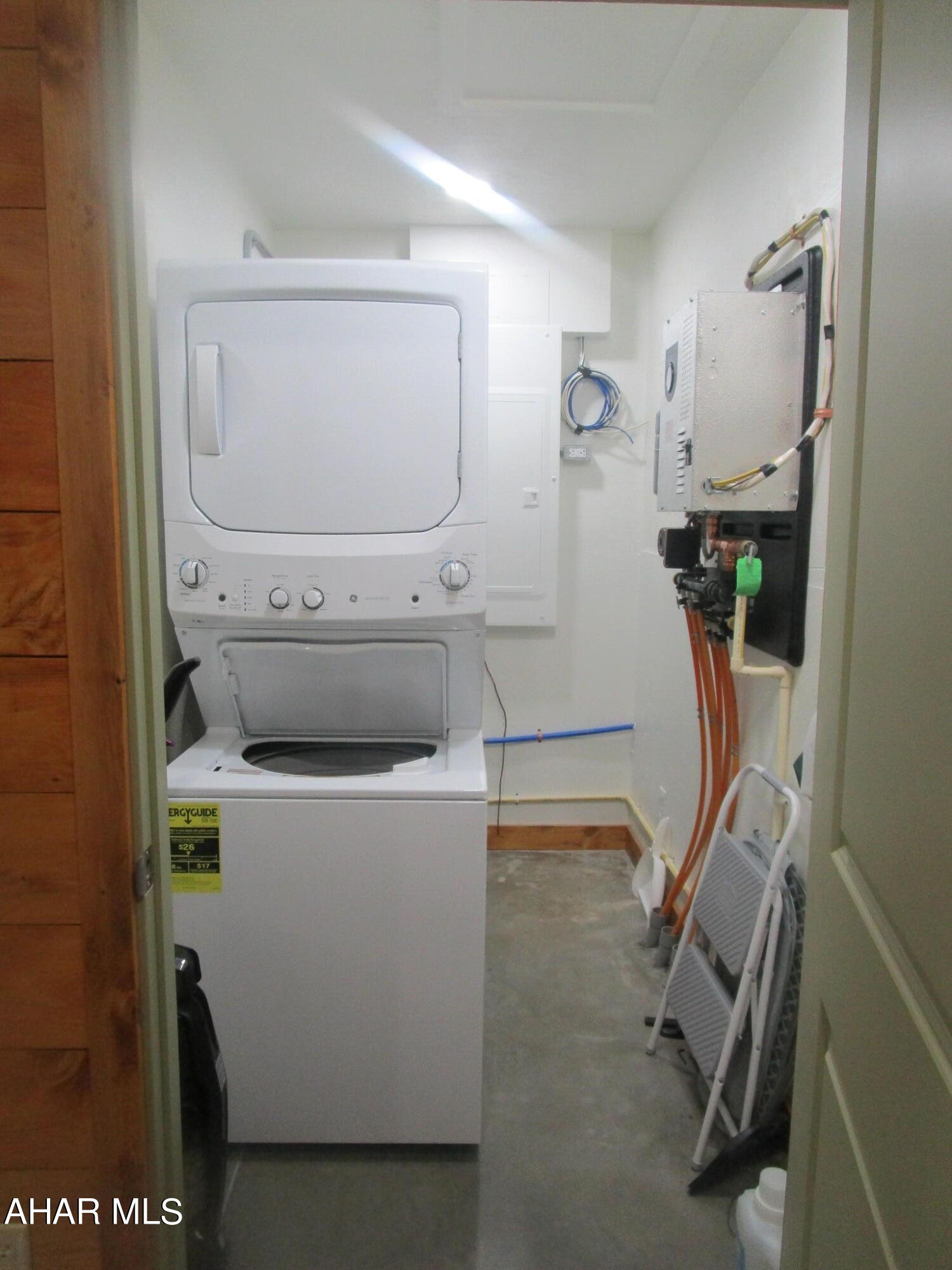 Glendale Yearound - Residential