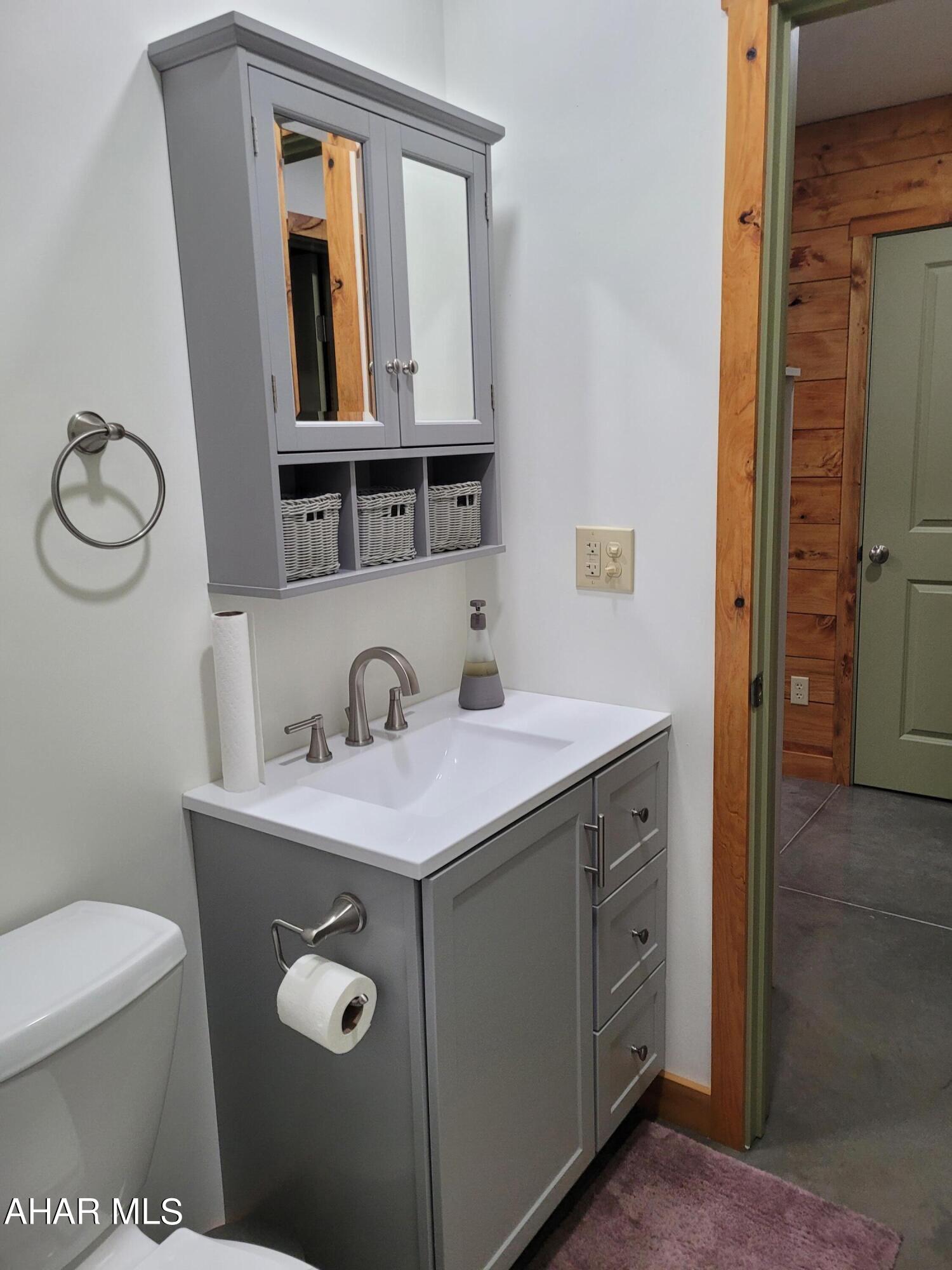 Glendale Yearound - Residential