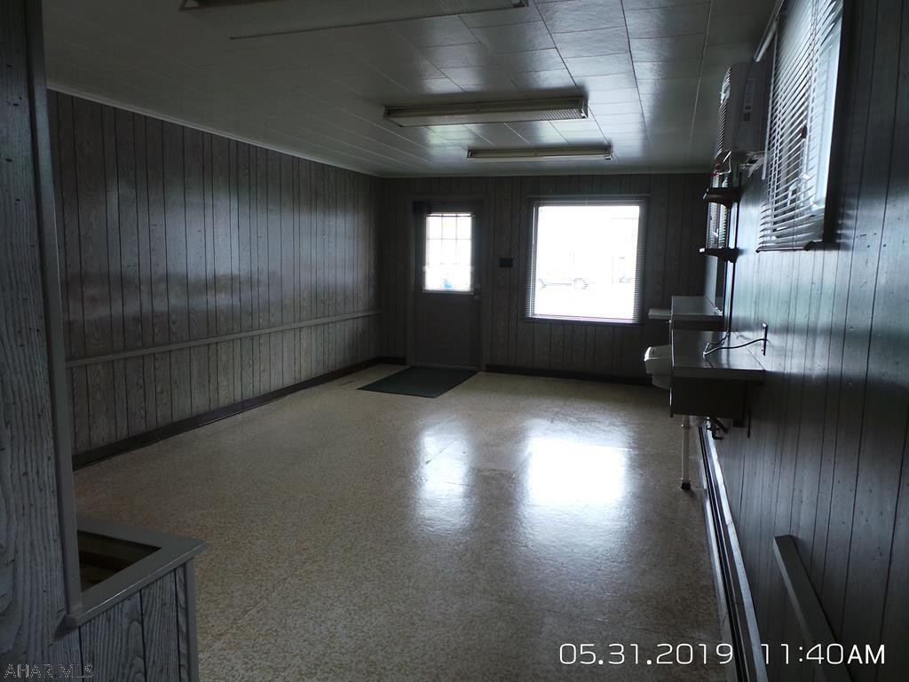 Unknown - Commercial Sale