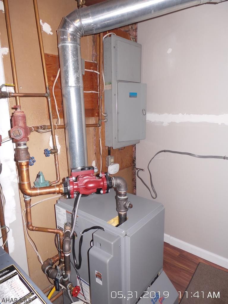 Unknown - Commercial Sale