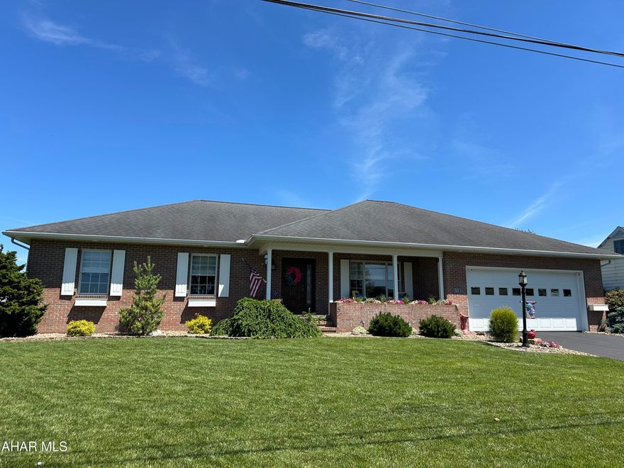 Absolutely Stunning home!!! This home offers three bedrooms and three full bathrooms plus bonus room that could be used as den or office. Home is maticulously maintained. The back yard will be your oasis offering sunroom and patio for summer entertaining. Stunning back yard landscape and fountain.                                          Home also offers:

Four zone HVAC.
Self contained alarm system - Interior syrins
Hard-wired smoke-detectors.
Healthy House
 HVAC air-cleaner
 HVAC duel UV light - Both in/out of the furnace
 Fresh-air exchange
 Central dehumifier - Two zone, living area and basement.                                       
 Positive pressure basement:
   The air is pulled out through a trough around the outside of the foundation. 
Results in any moister to be pulled out which assists in the control of mold and insects.
  Furniture, fireplace-mantle, trim and interior doors were made by local Mennonites.
  Wheelchair accessible doorways and halls.
 Generator back-up
 Central vacuum
  Irrigation
 Gas-grille
 Self-watering front brick flower-box.       
 Self-watering the five planters on the posts of the back-porch
  Self-watering of all plantings to the far back yard.
Two water meters one is for the exterior watering no sewer fee attached to that meter. Shed attached to the house for lawn maintenance tools. Schedule your showing today.