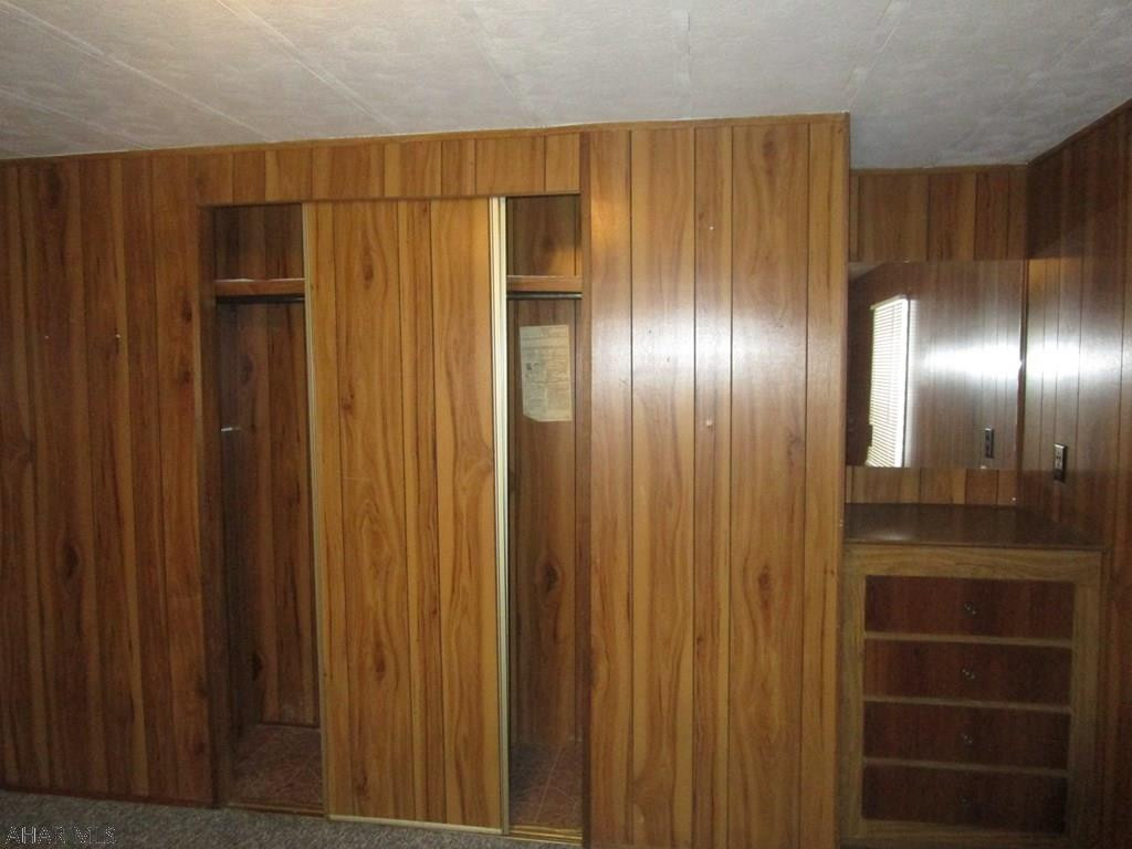 Glendale Yearound - Residential