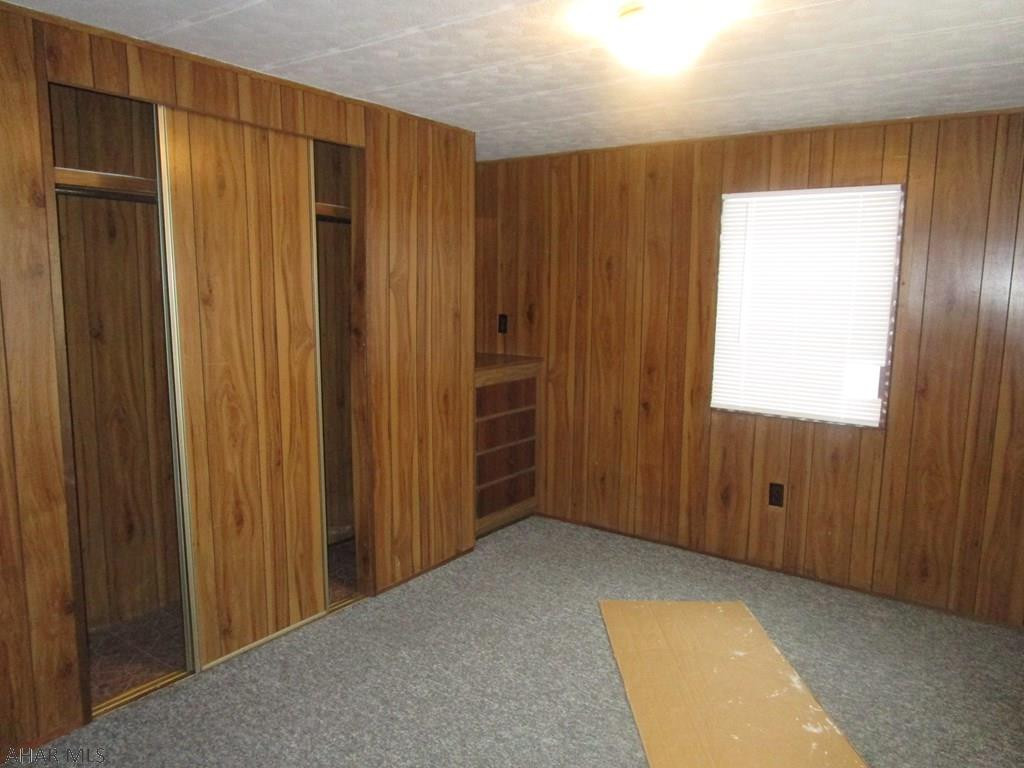 Glendale Yearound - Residential