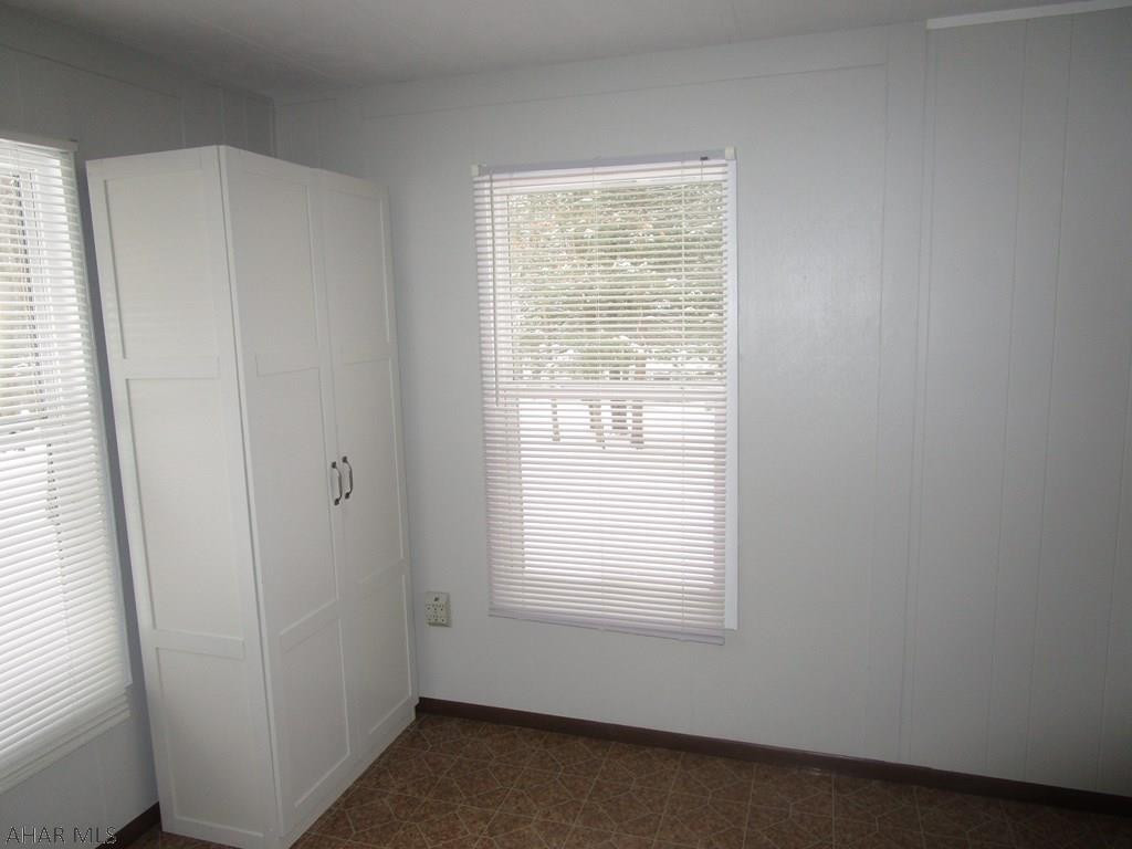 Glendale Yearound - Residential