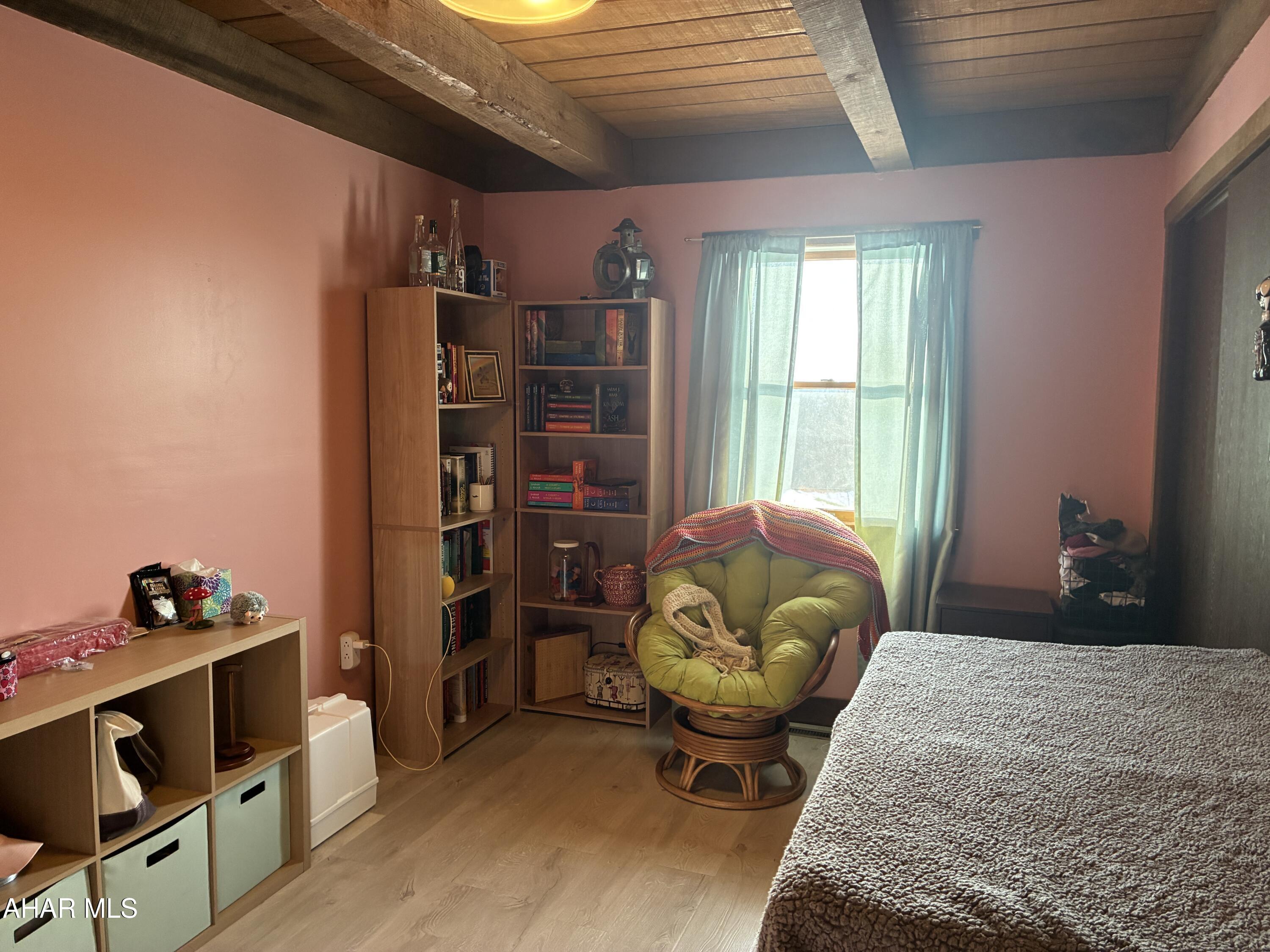 Rolling Hills - Residential