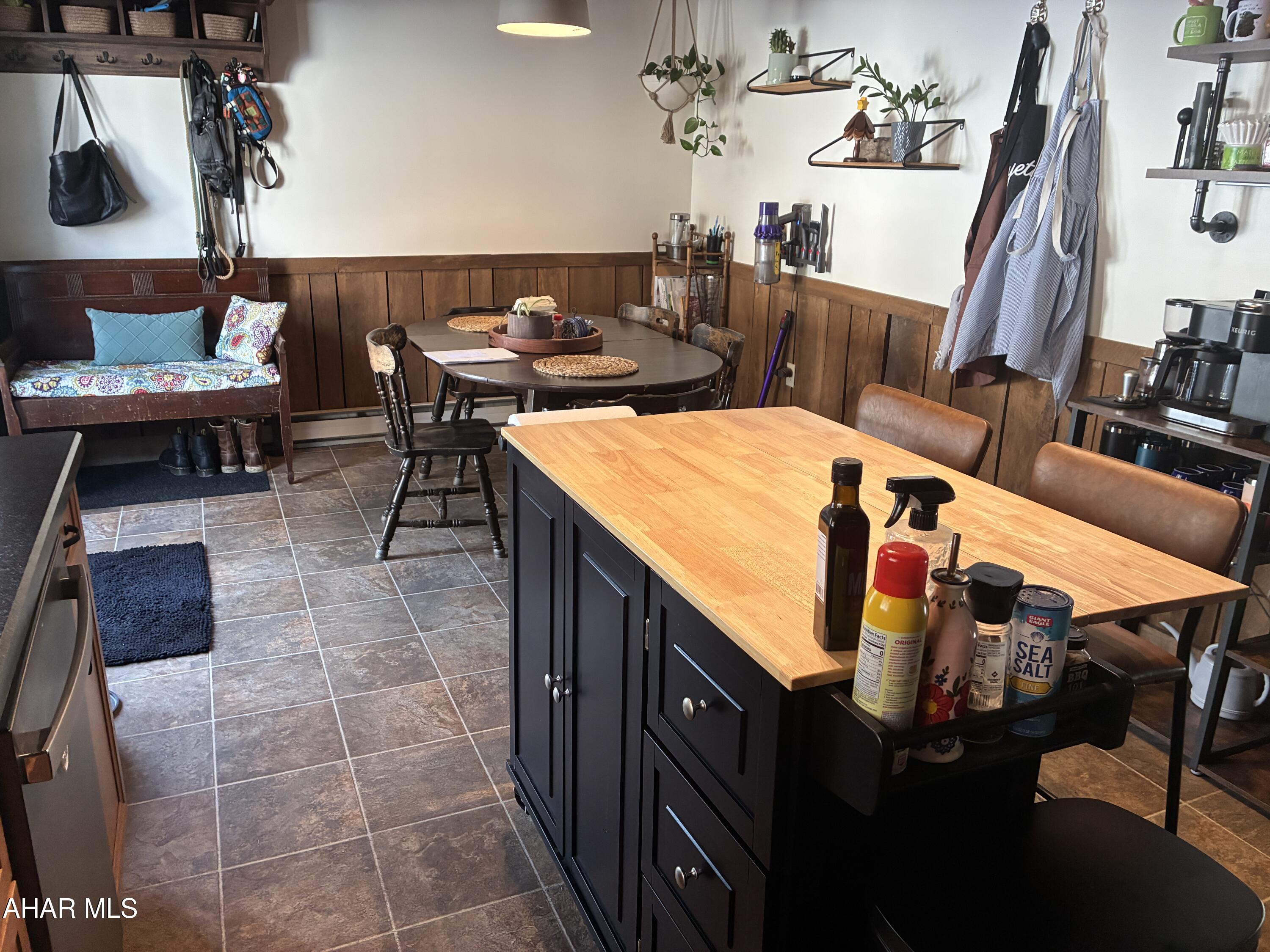 Rolling Hills - Residential