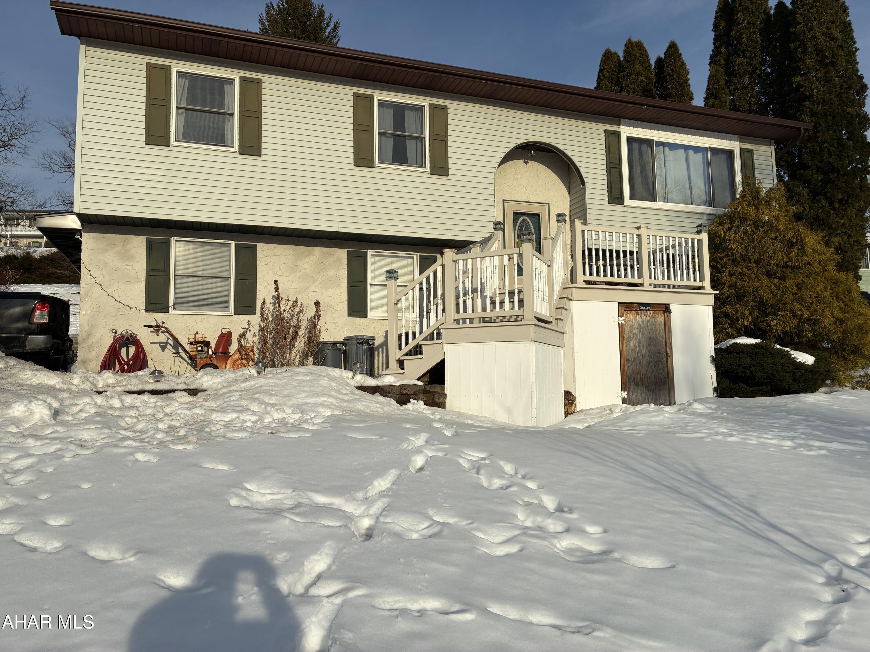 Rolling Hills - Residential