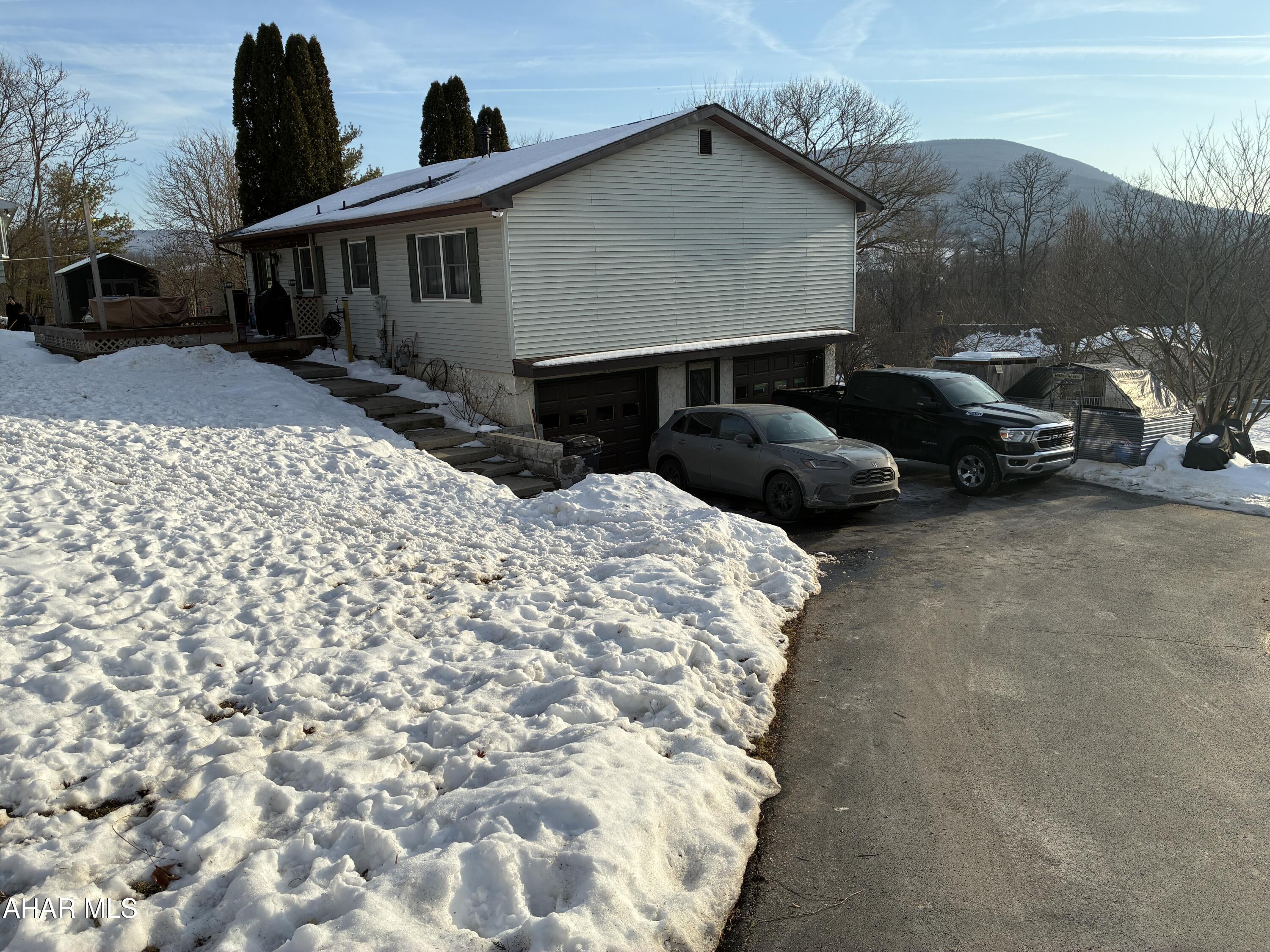 Rolling Hills - Residential