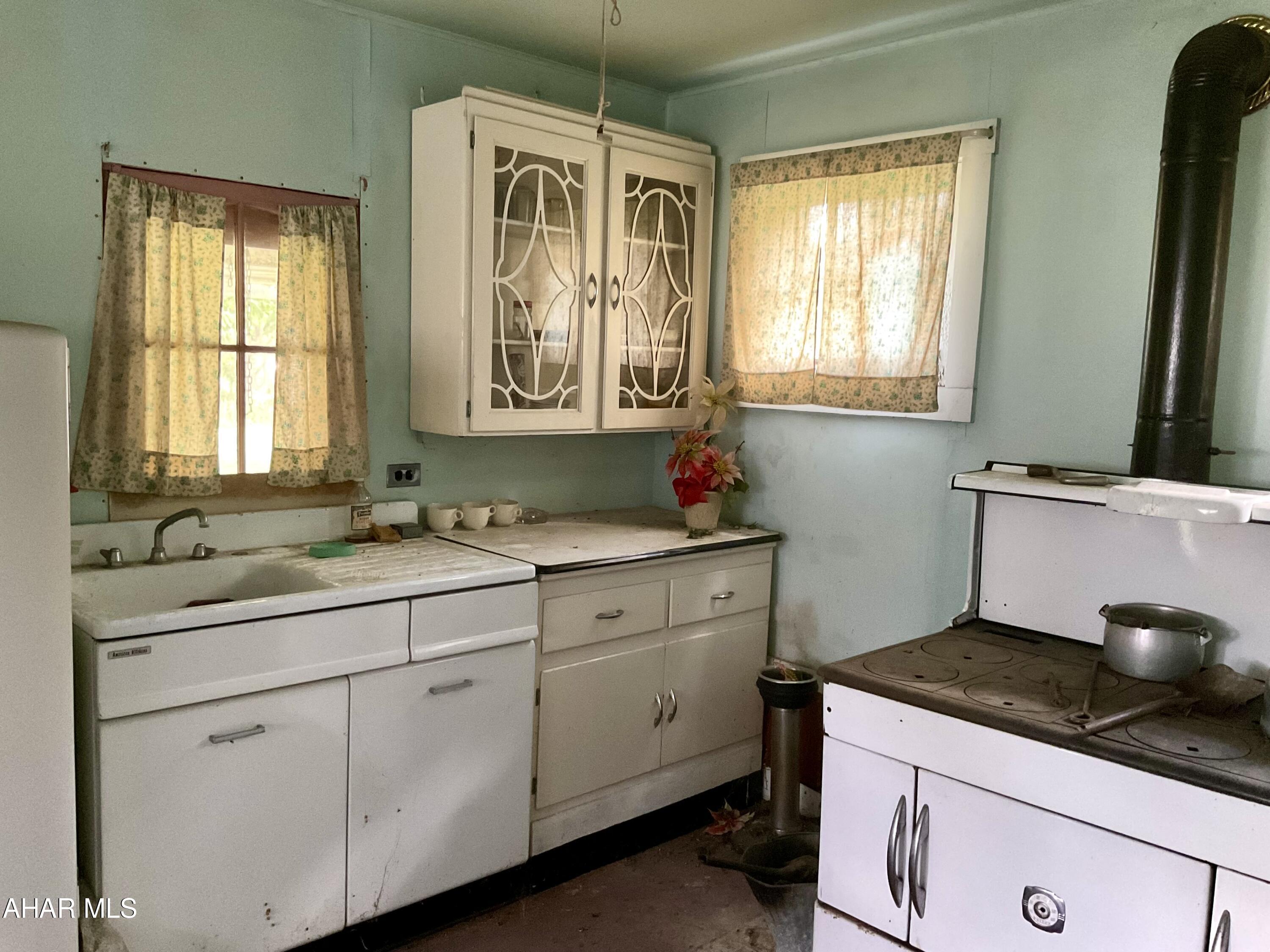 Sinking Valley - Residential