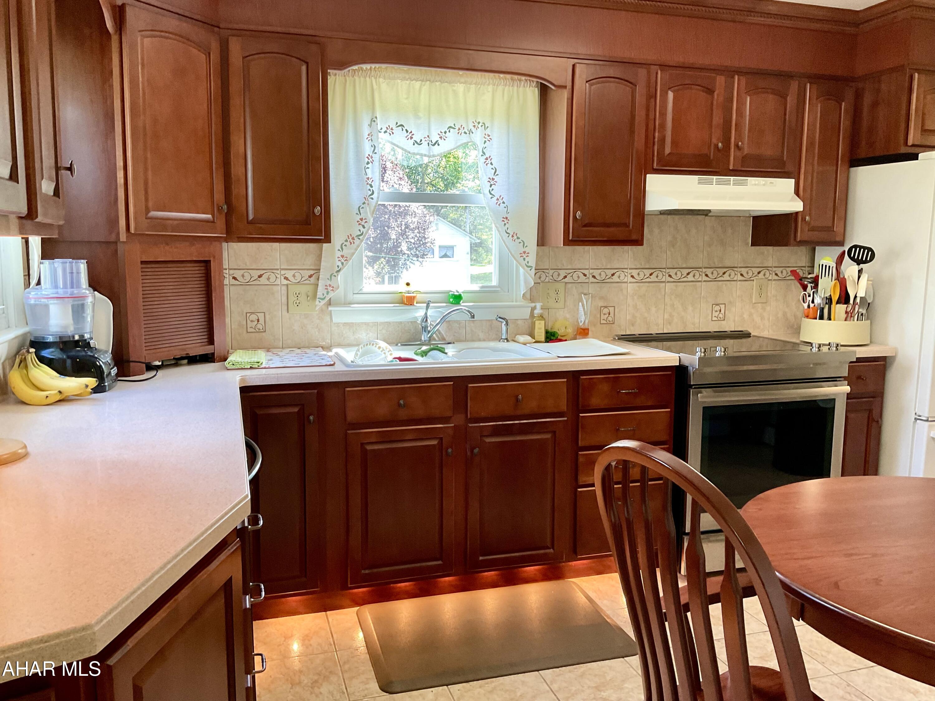 Sinking Valley - Residential