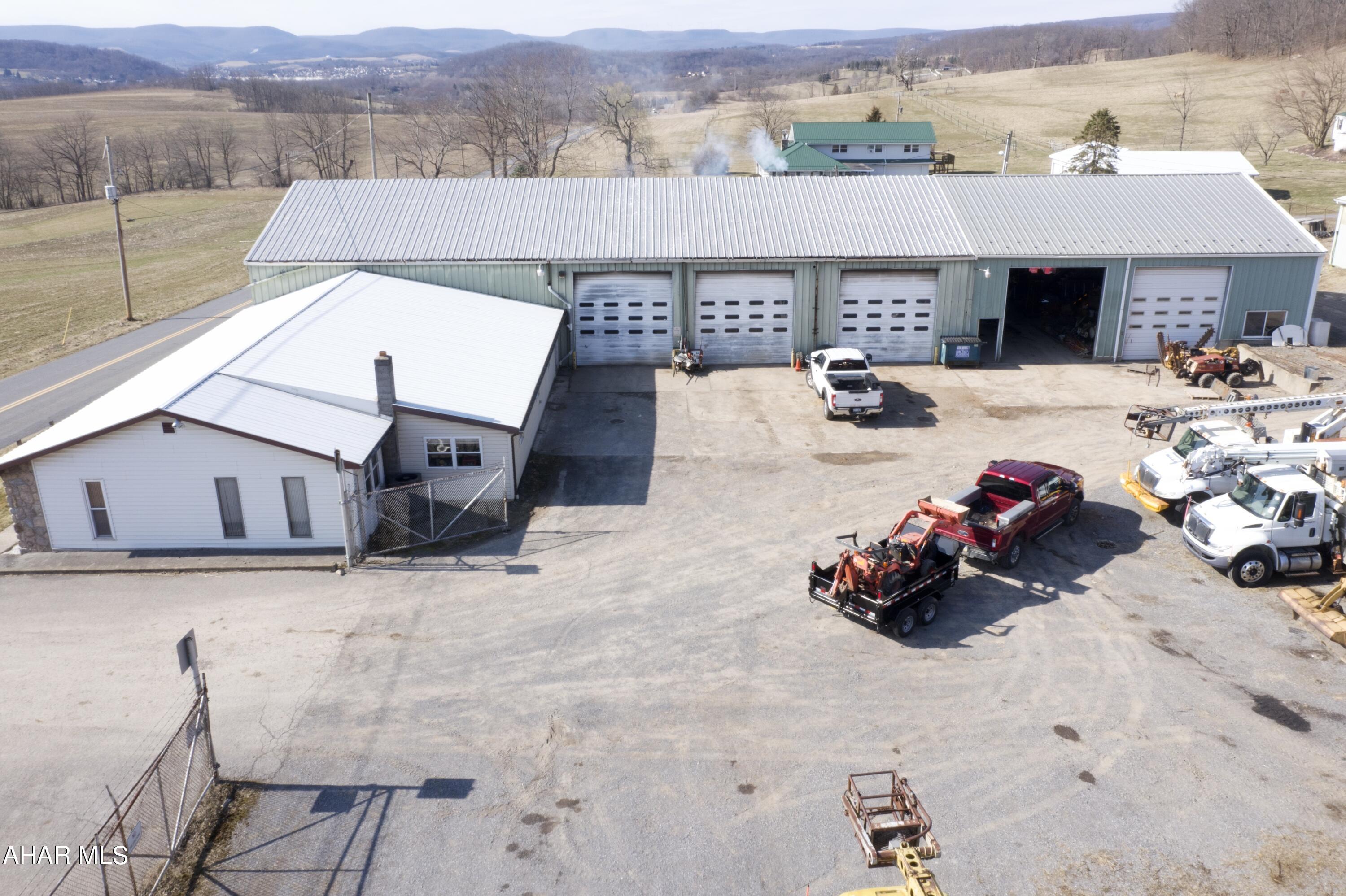 West Loop - Commercial Sale