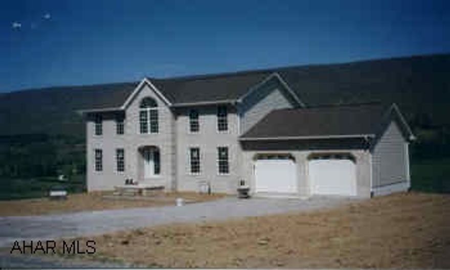 NEW CONSTRUCTION. SKY LIGHTS, CERAMIC TILE, GORGEOUS VIEWS.
