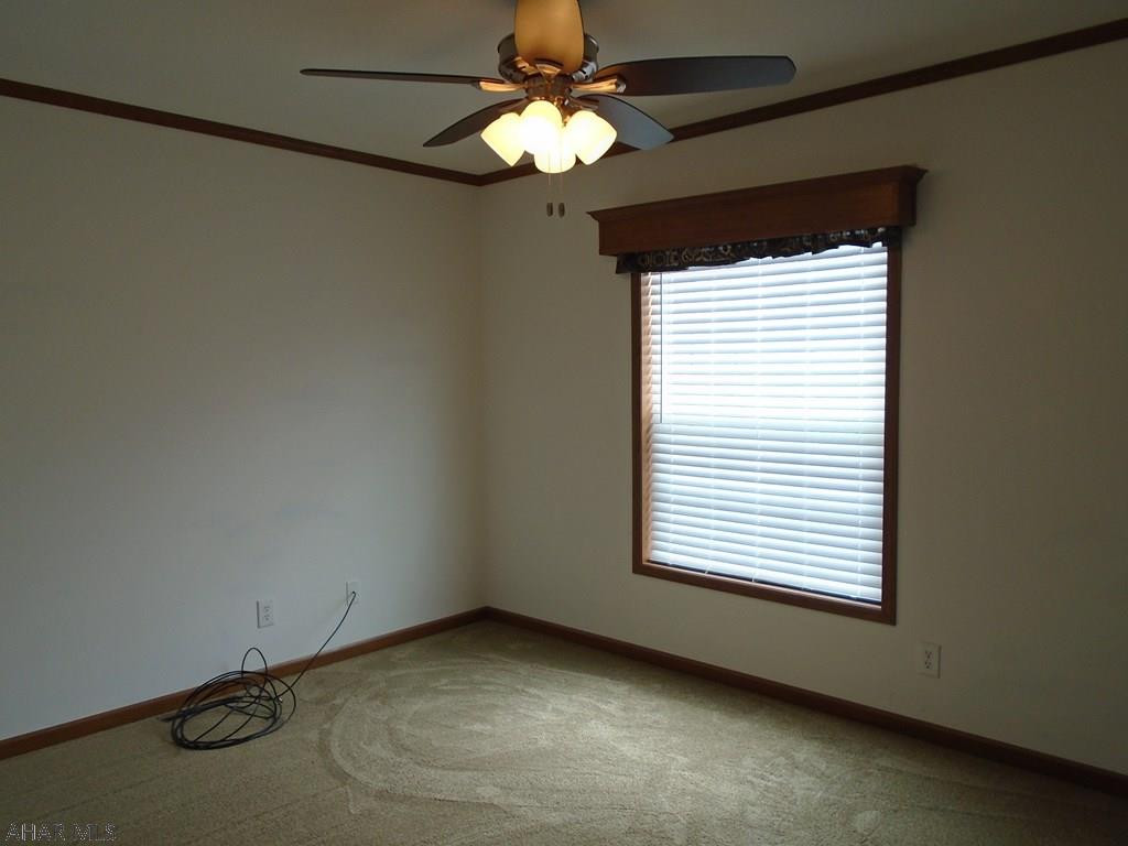 Laurel Woods - Residential