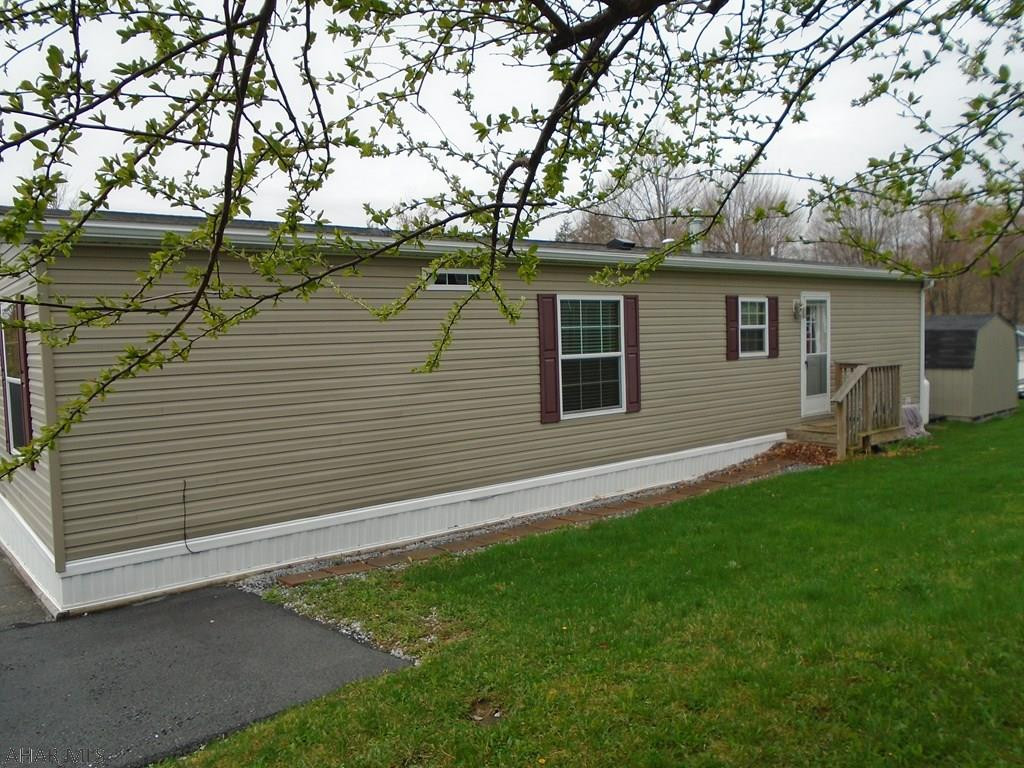 Laurel Woods - Residential