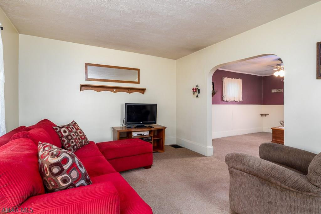 Juniata - Residential