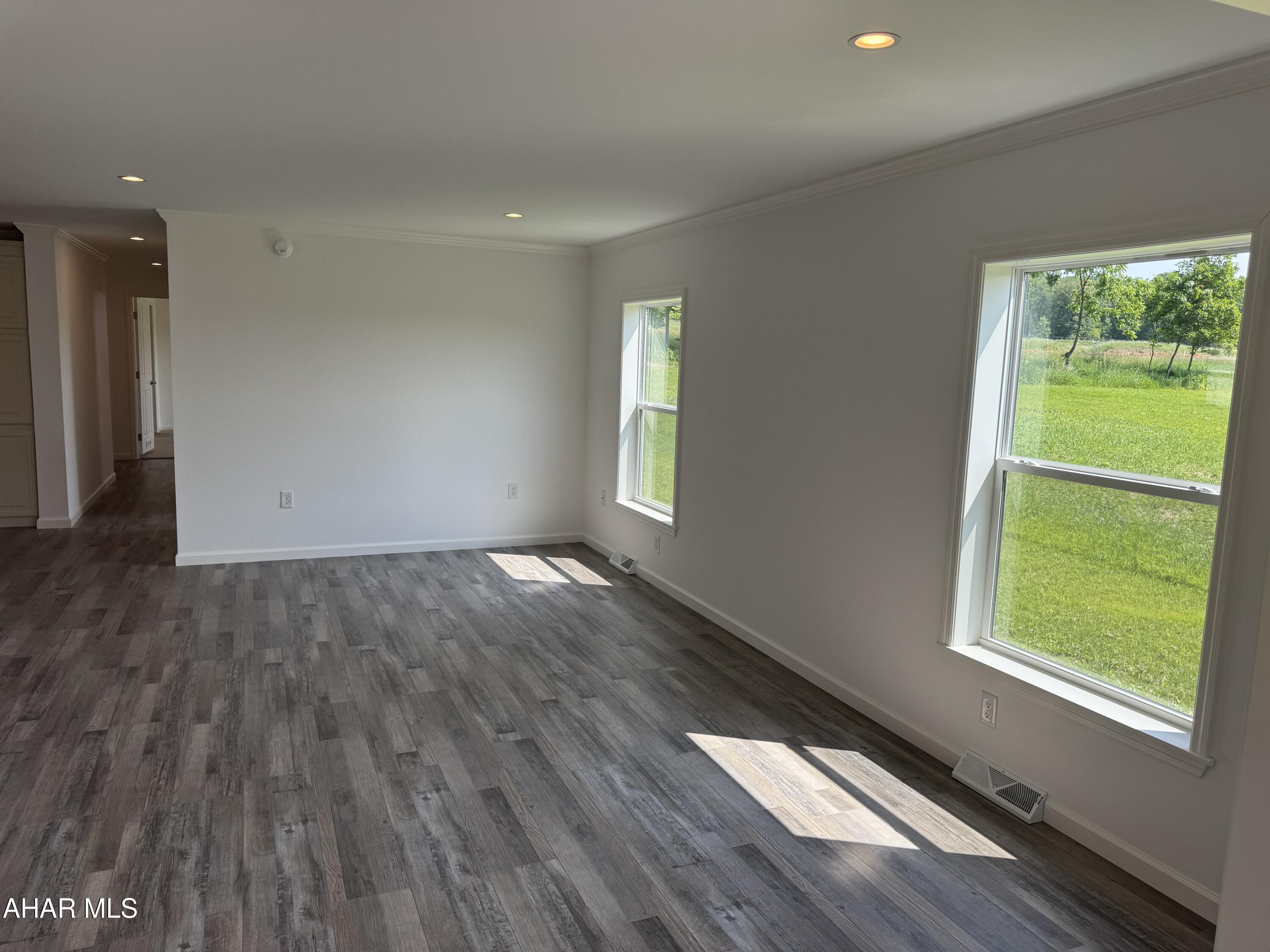 Oak View Community - Residential