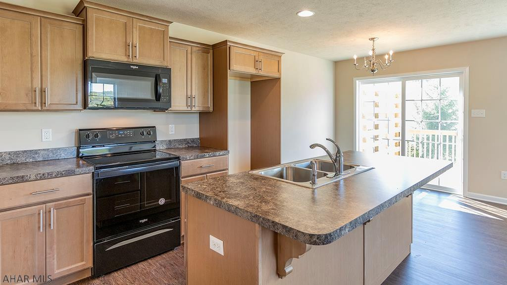 Harvest Glen - Residential