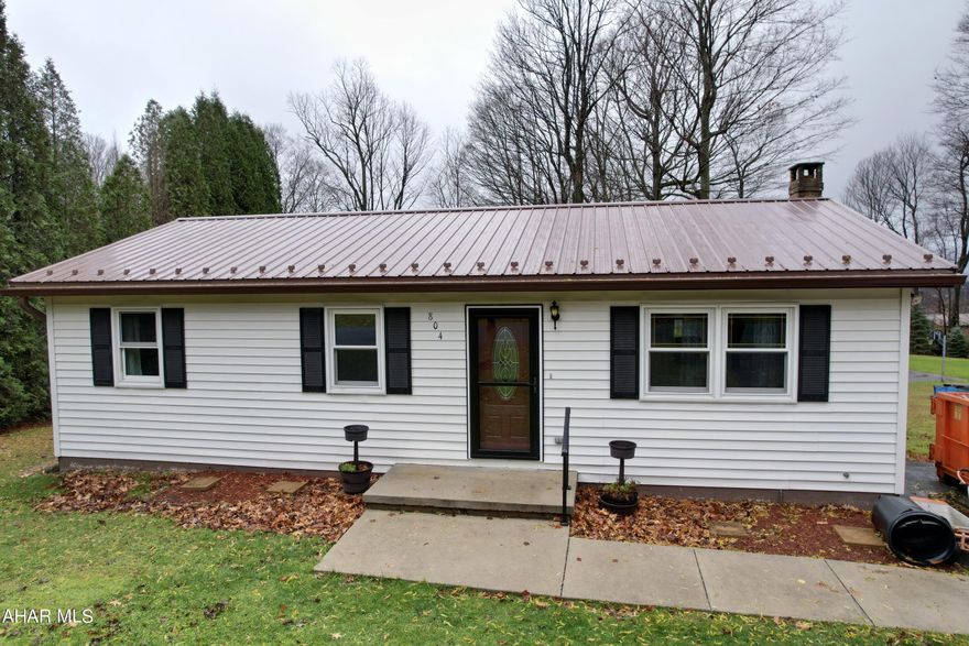 **Charming 3-Bedroom Home with Finished Basement and New Roof!**
Welcome to your new home! This beautifully maintained 3-bedroom, 2-bathroom house is the perfect blend of comfort and style. With a finished basement, spacious yard, and recent upgrades, this property is a must-see. The finished basement offers endless possibilities—a great space for a home office, entertainment room, or gym. The spacious yard is perfect for gardening, outdoor gatherings, or simply relaxing in the fresh air. With a new roof, gutters, and windows, you can enjoy peace of mind knowing that major upgrades have already been taken care of. Don't miss this amazing house... schedule your showing today!