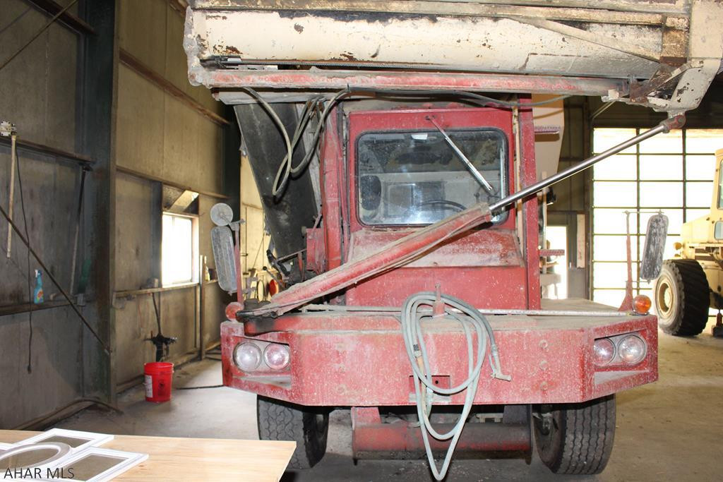 Unknown - Commercial Sale