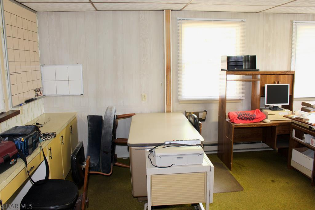 Unknown - Commercial Sale