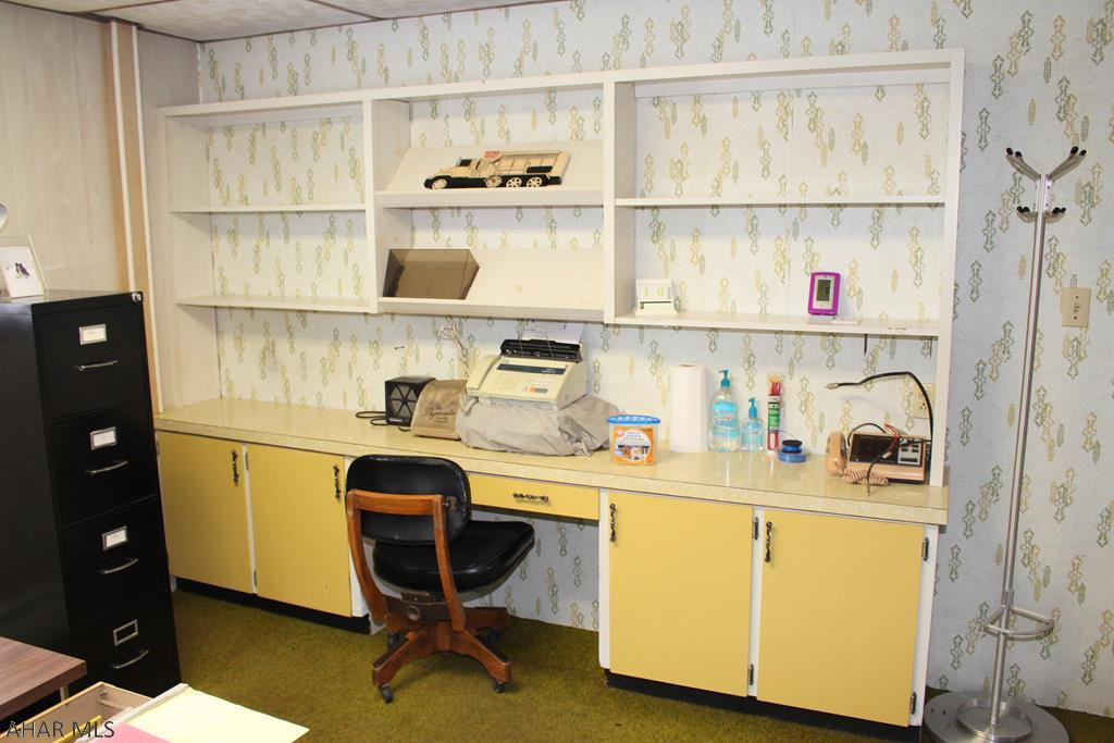 Unknown - Commercial Sale