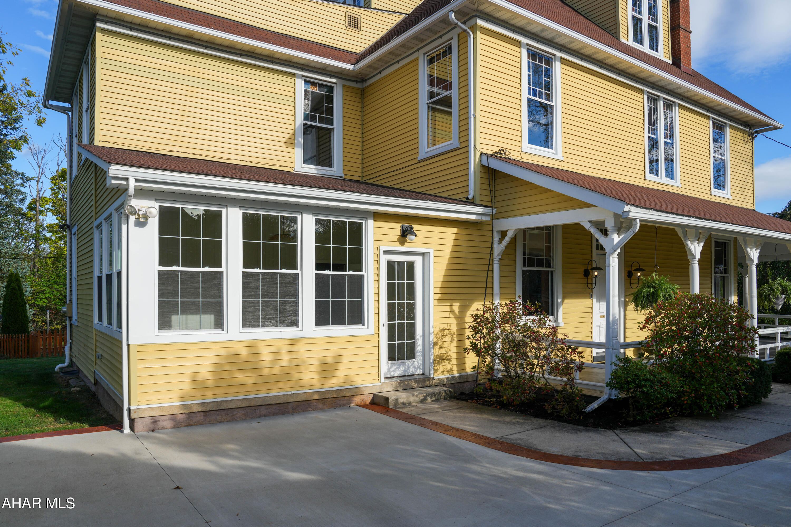 Hollidaysburg - Residential