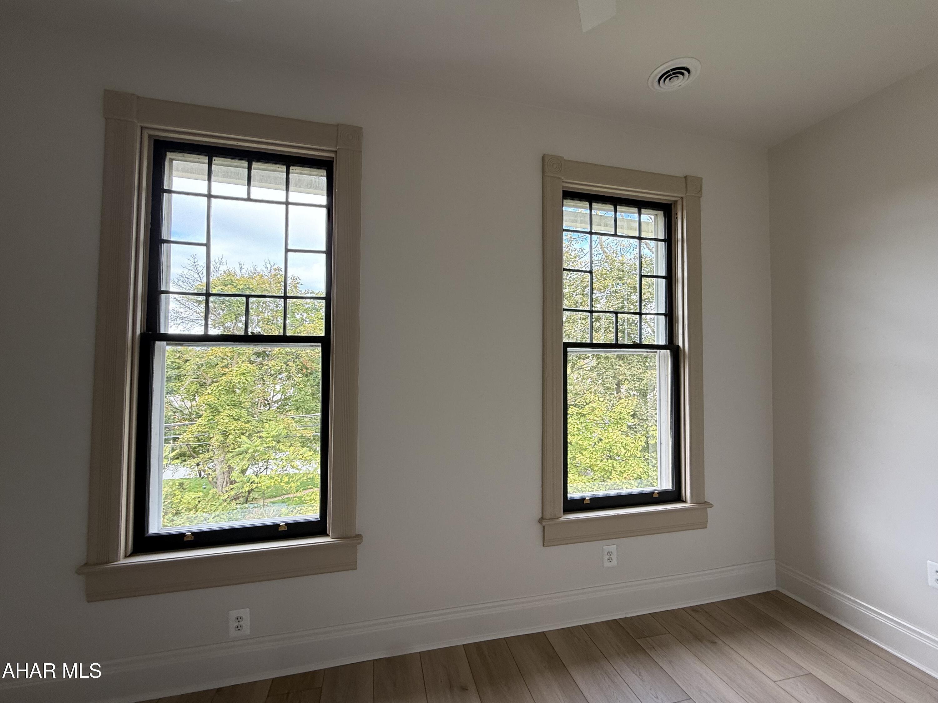 Hollidaysburg - Residential