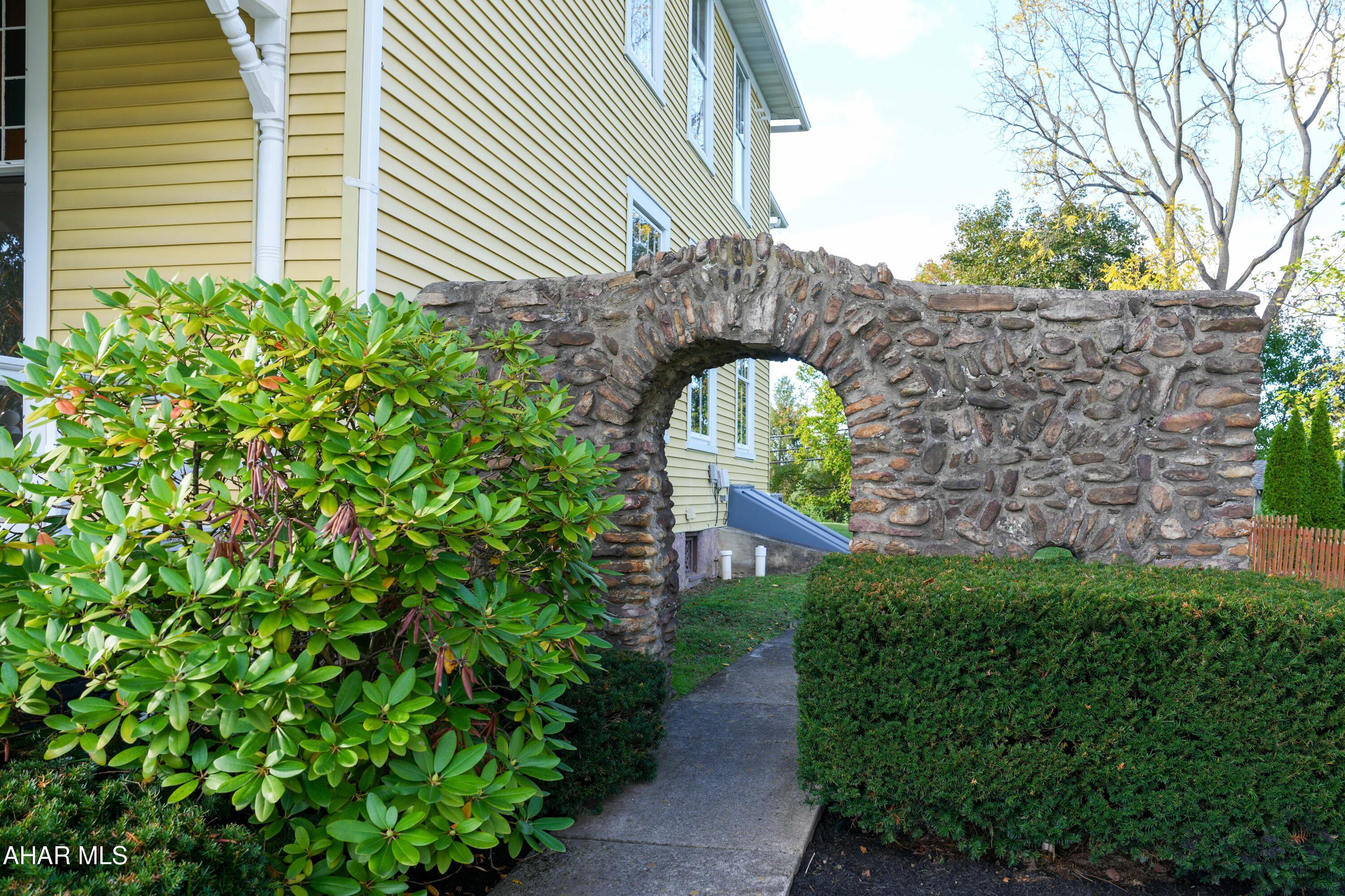 Hollidaysburg - Residential