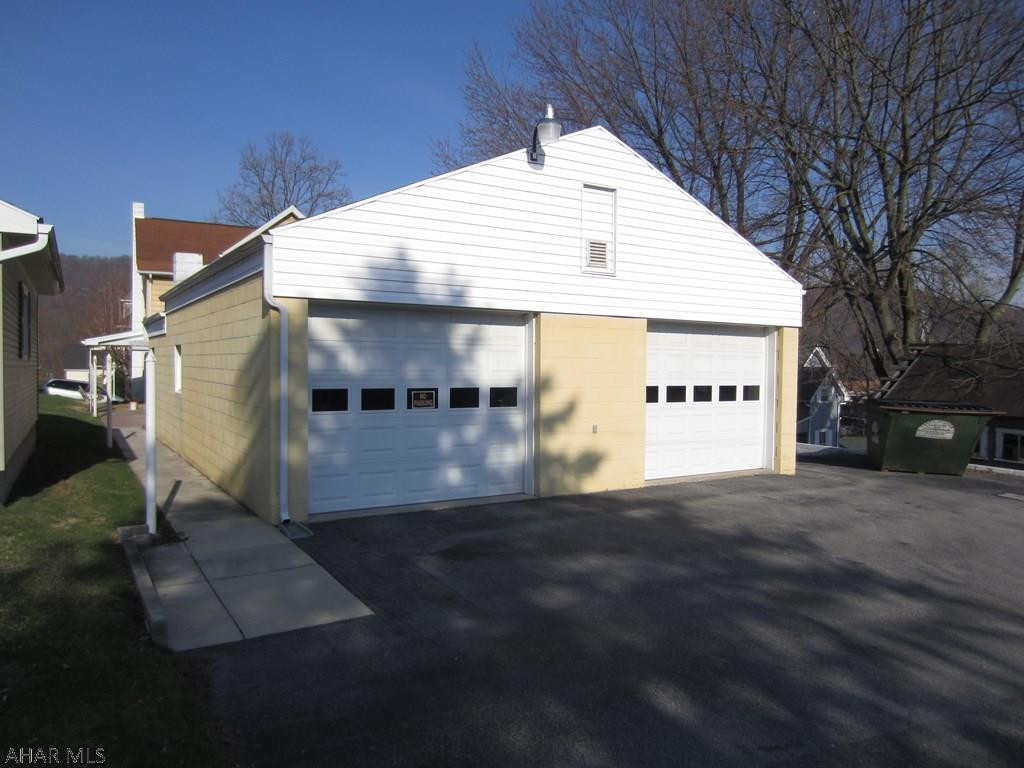 Unknown - Residential