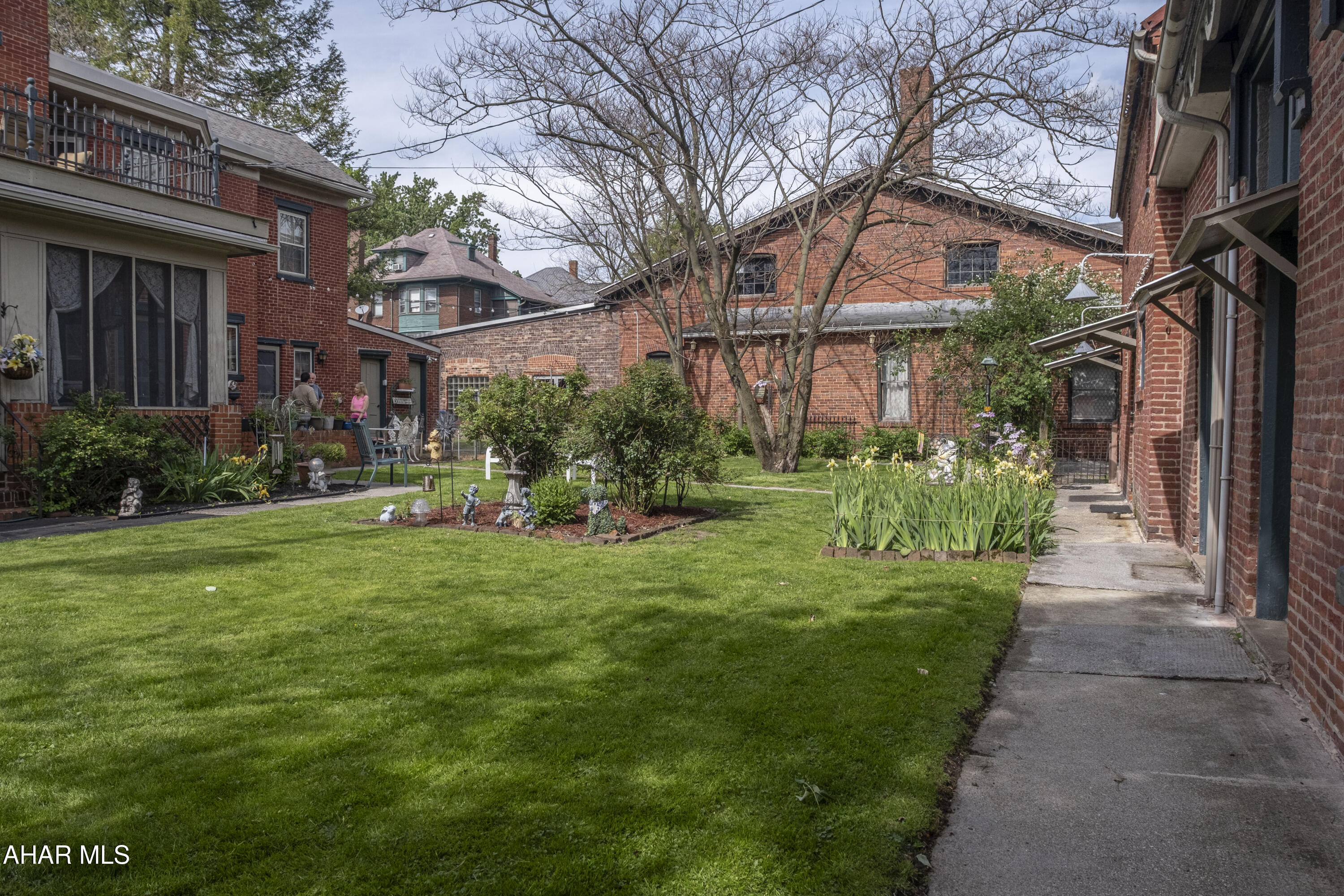 Hollidaysburg - Residential