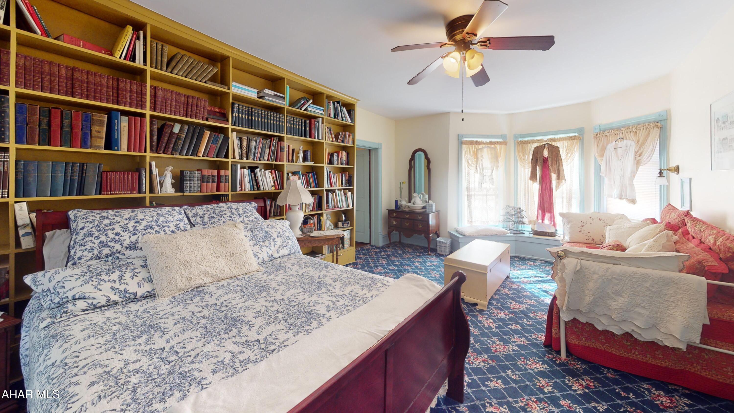 Hollidaysburg - Residential