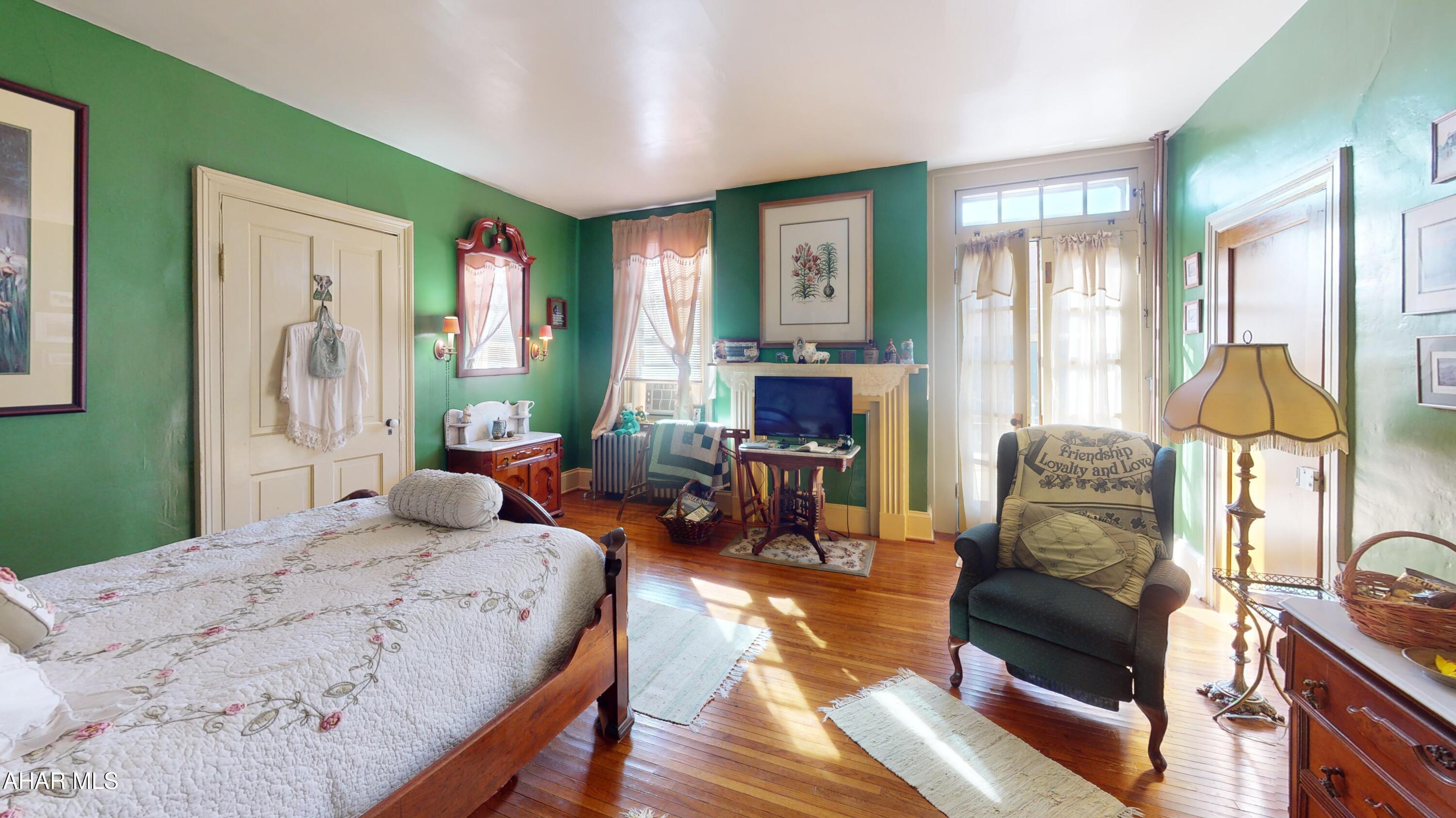 Hollidaysburg - Residential