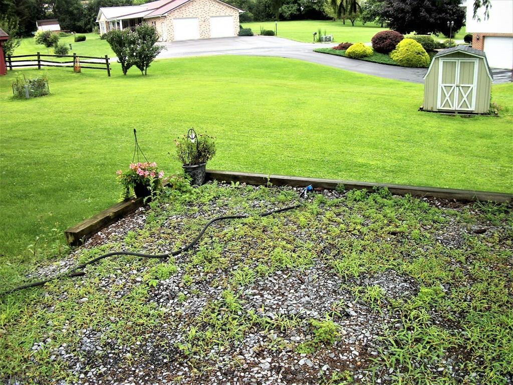 Lakewood Manor - Residential