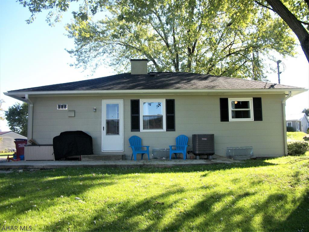 Lakewood Manor - Residential