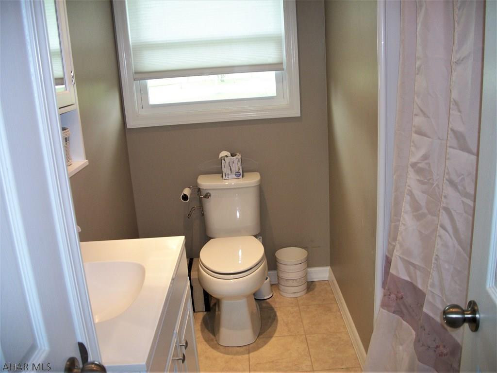 Lakewood Manor - Residential