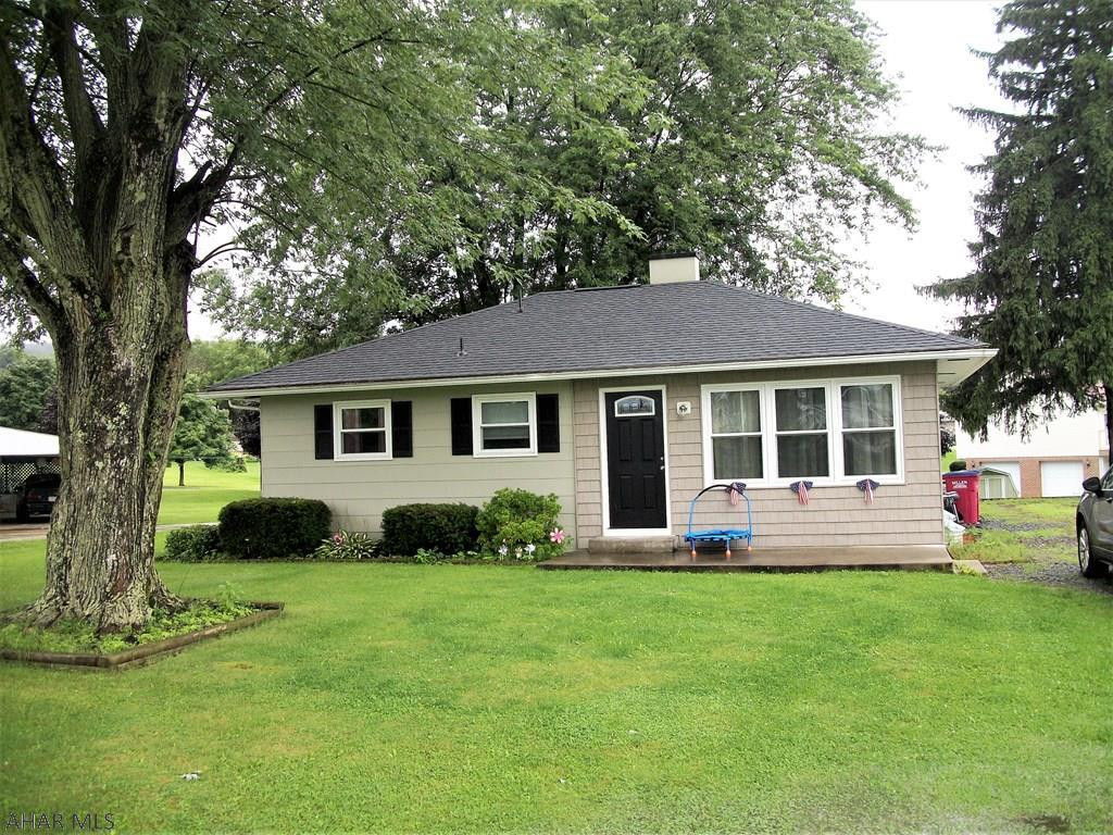 Lakewood Manor - Residential