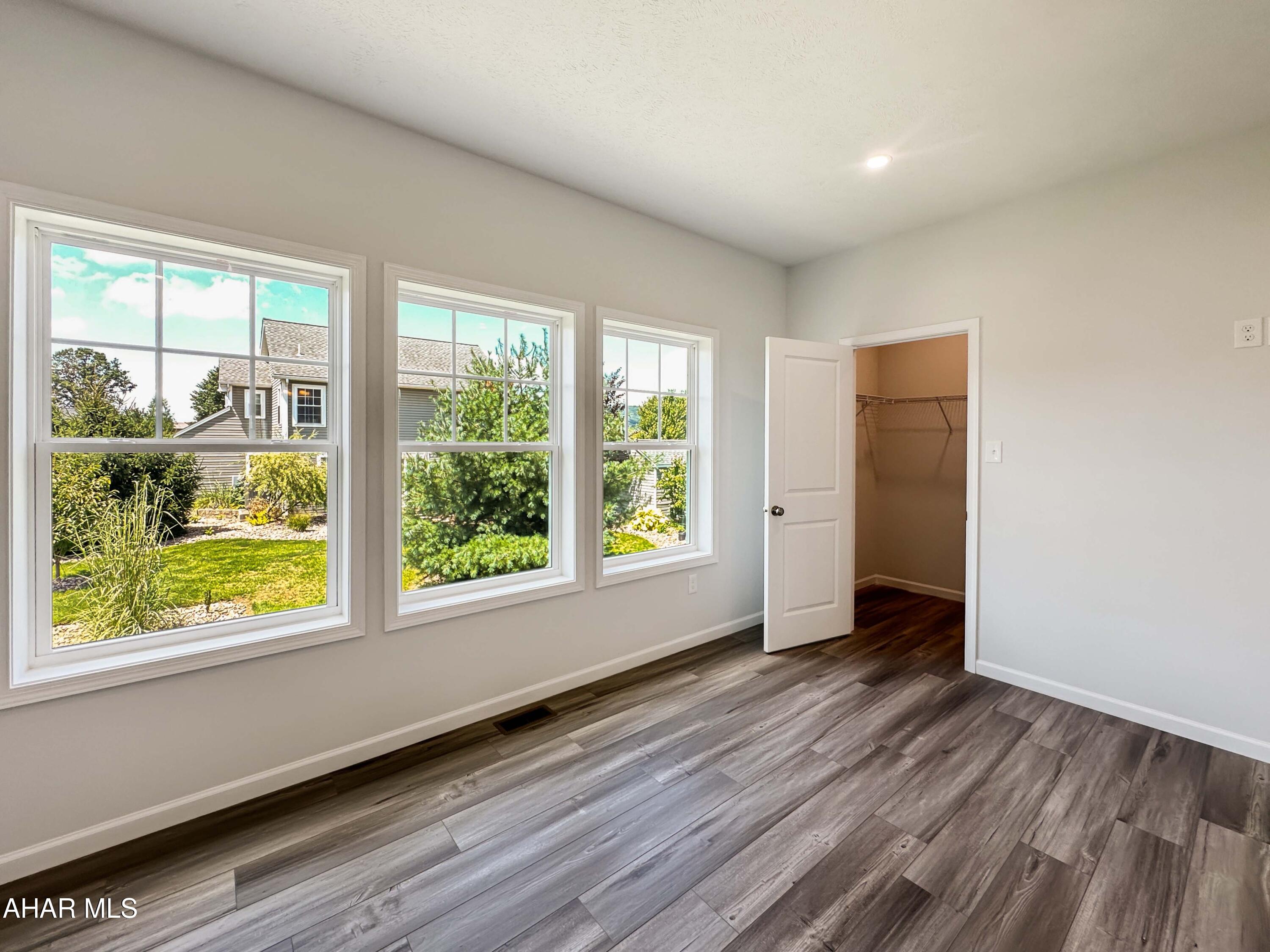 Edgewood Acres Development - Residential