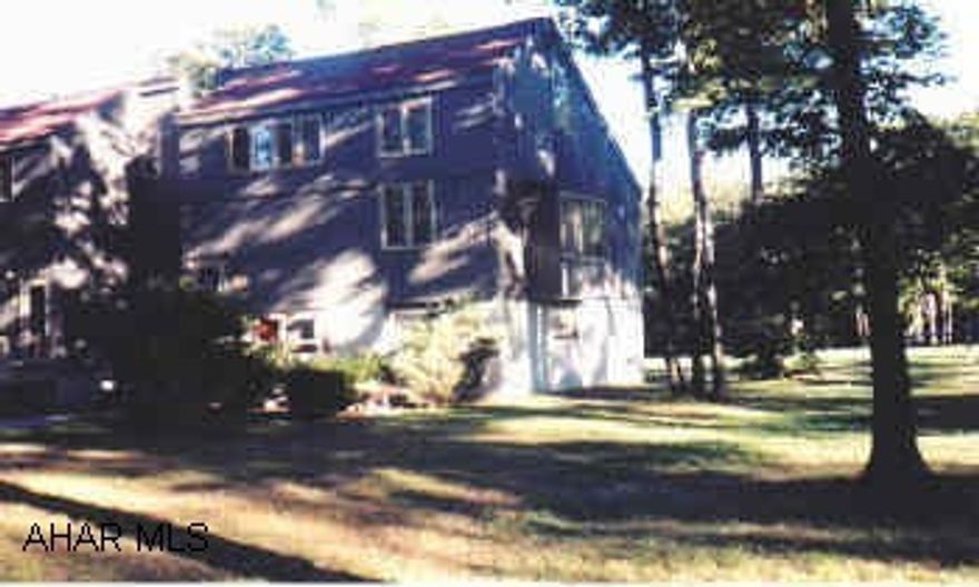 2 bedroom, 1.5 bath condo on golf course at Blue Knob.  Furniture included.  Propane fireplace.  Condo dues of $355/qtr include trash, exterior maintenance and use of pools, tennis courts and sauna.  1/2 bath atn 2nd bedroom on 2nd floor loft.