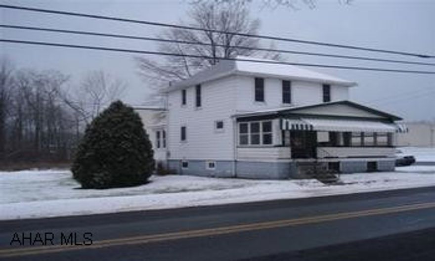 2 STORY BELLWOOD HOME ON 100 x 120  LOT. LR., DR., 3 BR., SUNROOM, NEWER FURNACE, ROOF, CARPET & KITCHEN APPLIANCES INCLUDED