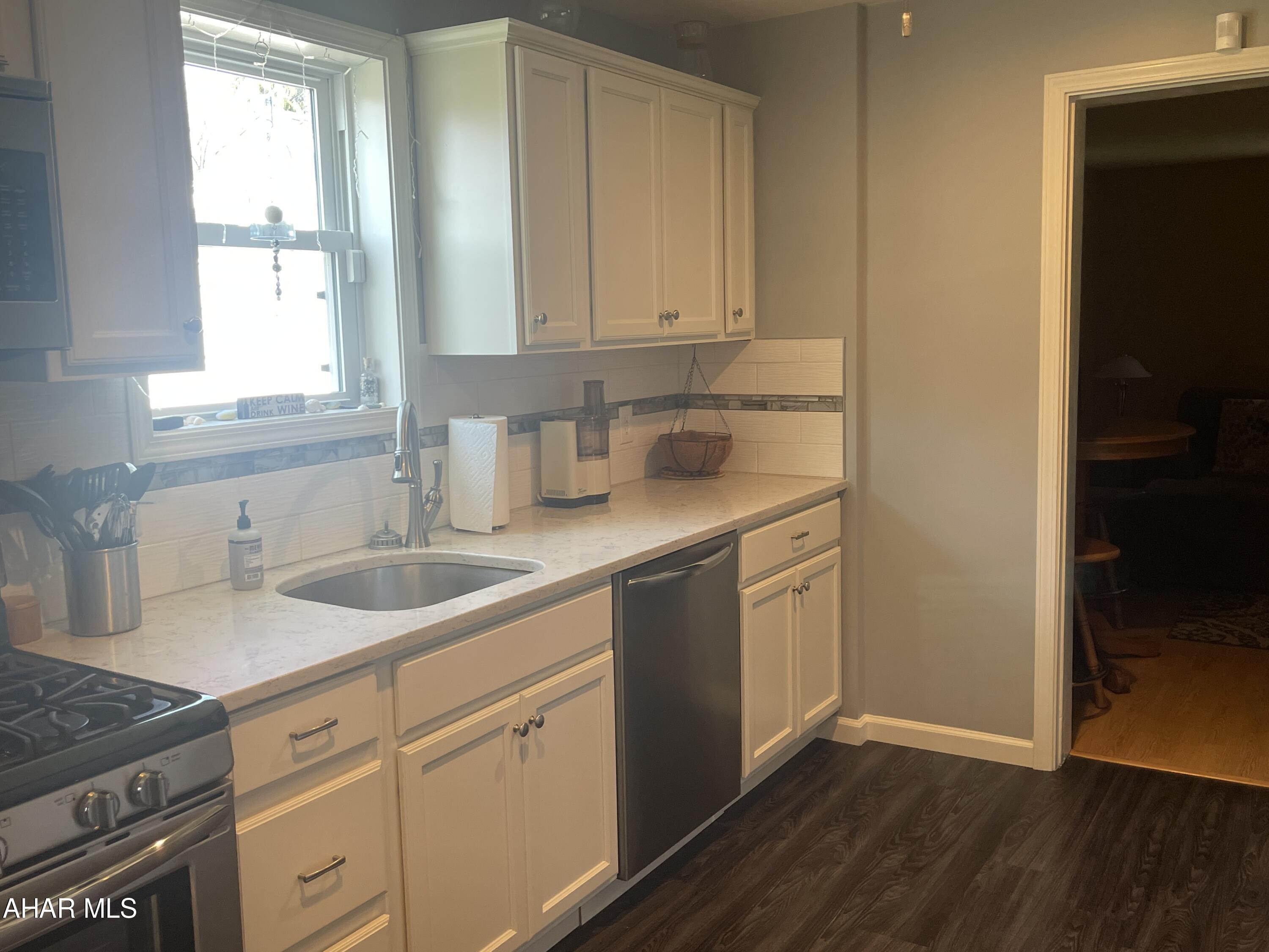 Llyswen - Residential